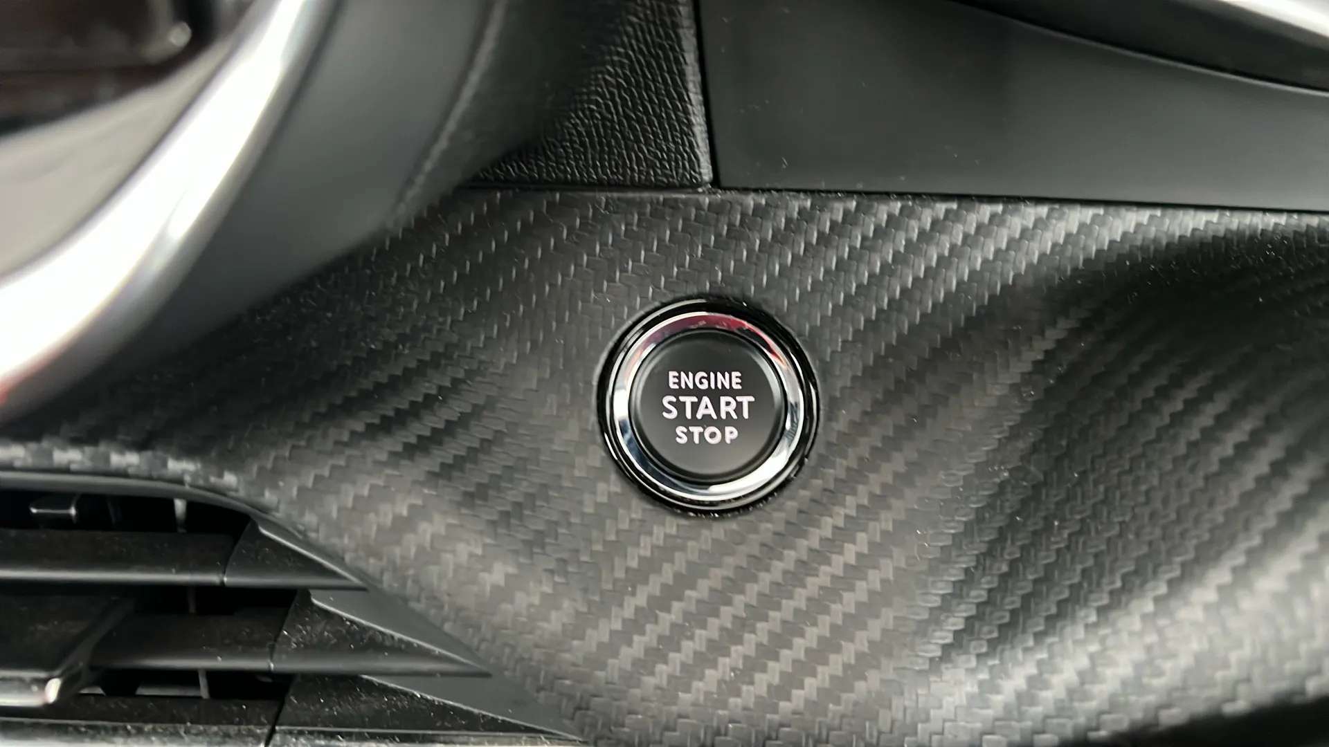 2021 PEUGEOT 208 2021 PEUGEOT 208