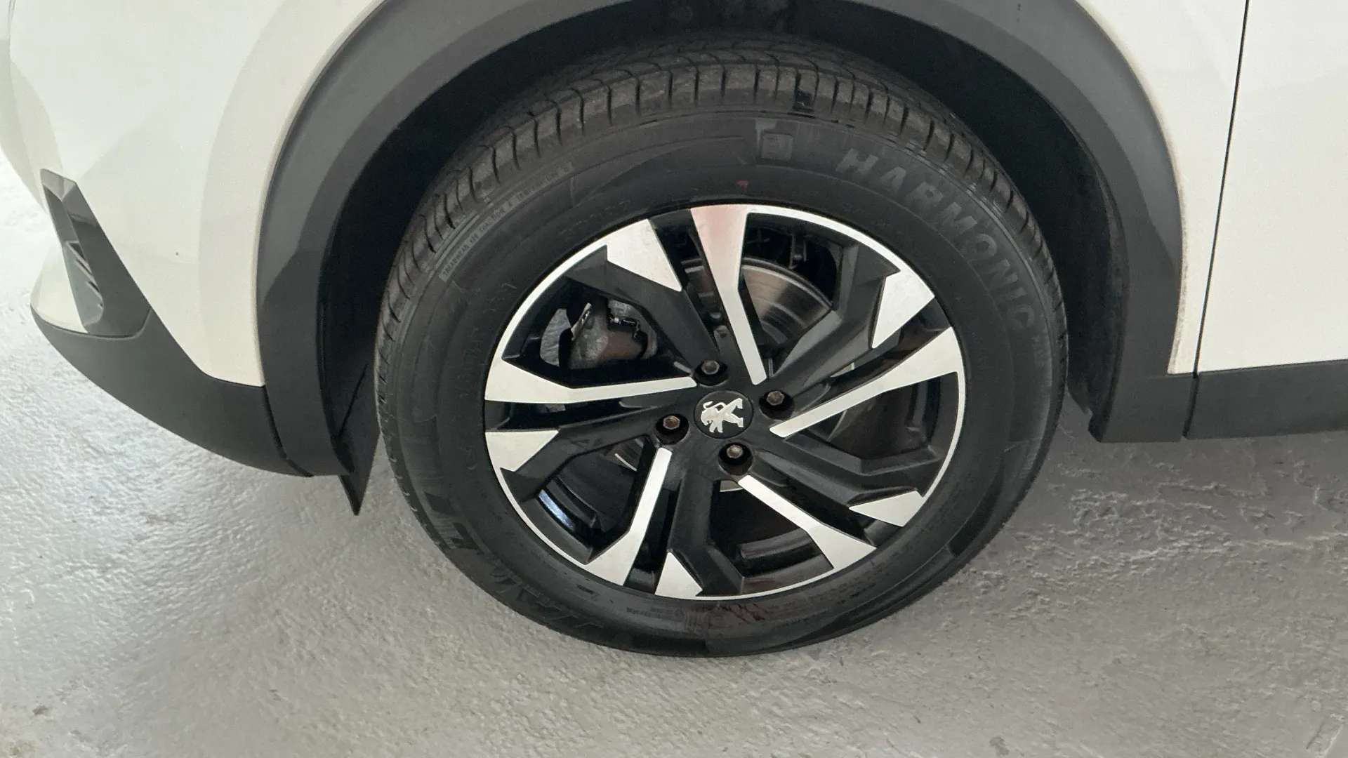 2021 PEUGEOT 2008 2021 PEUGEOT 2008