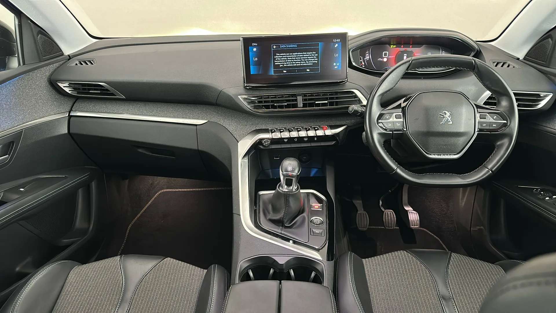2022 PEUGEOT 3008 2022 PEUGEOT 3008