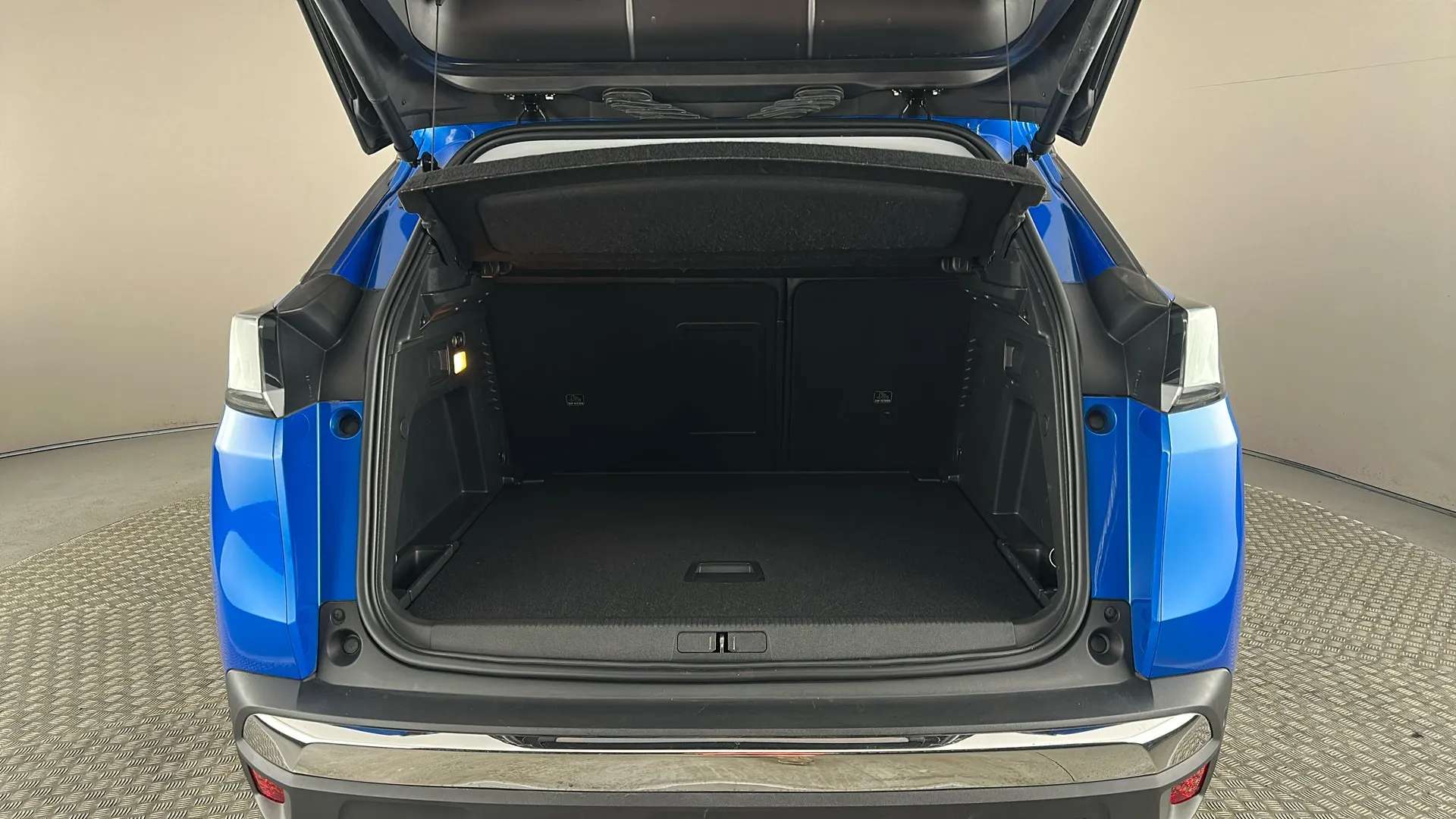 2022 PEUGEOT 3008 2022 PEUGEOT 3008