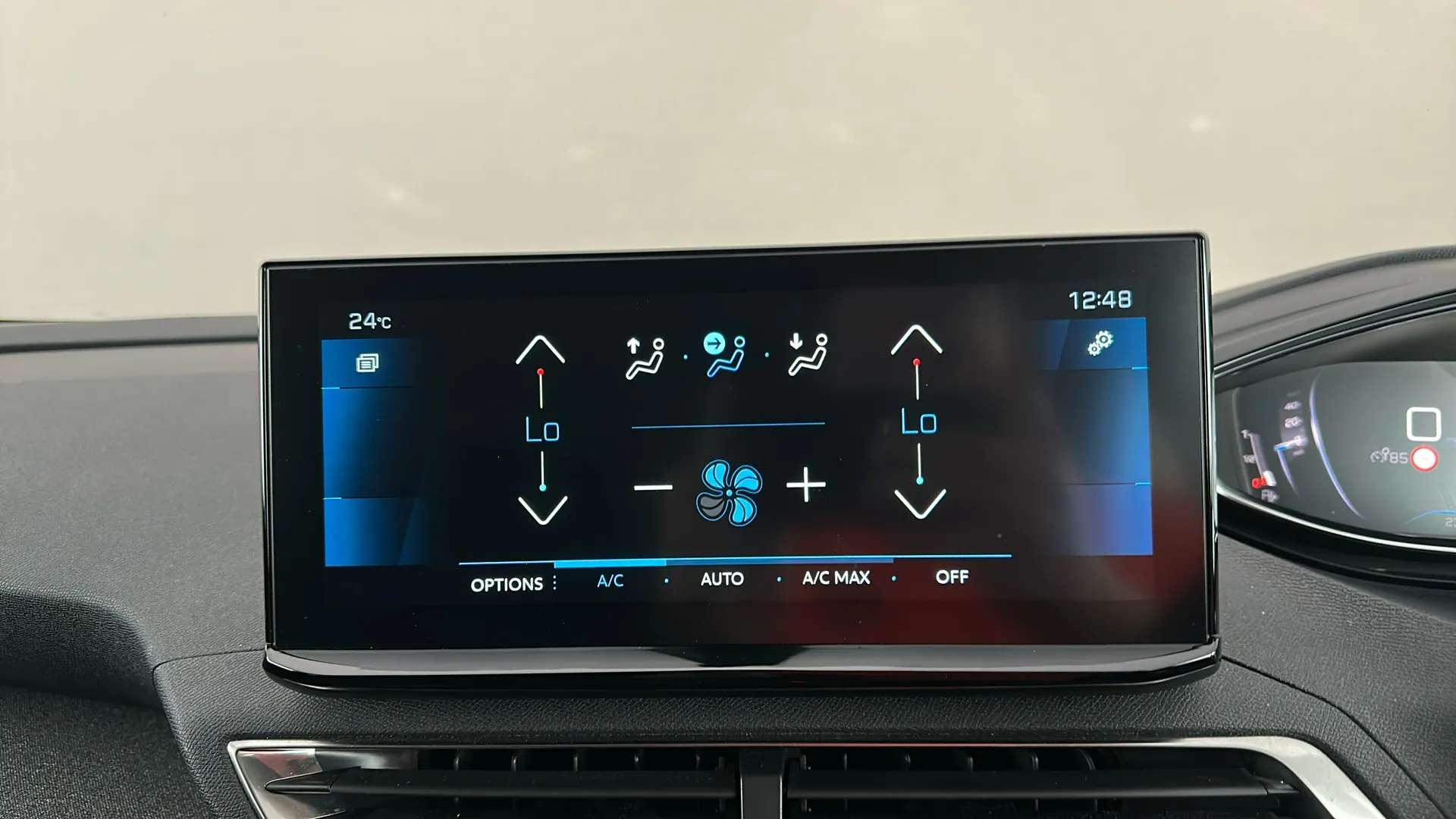 2022 PEUGEOT 3008 2022 PEUGEOT 3008