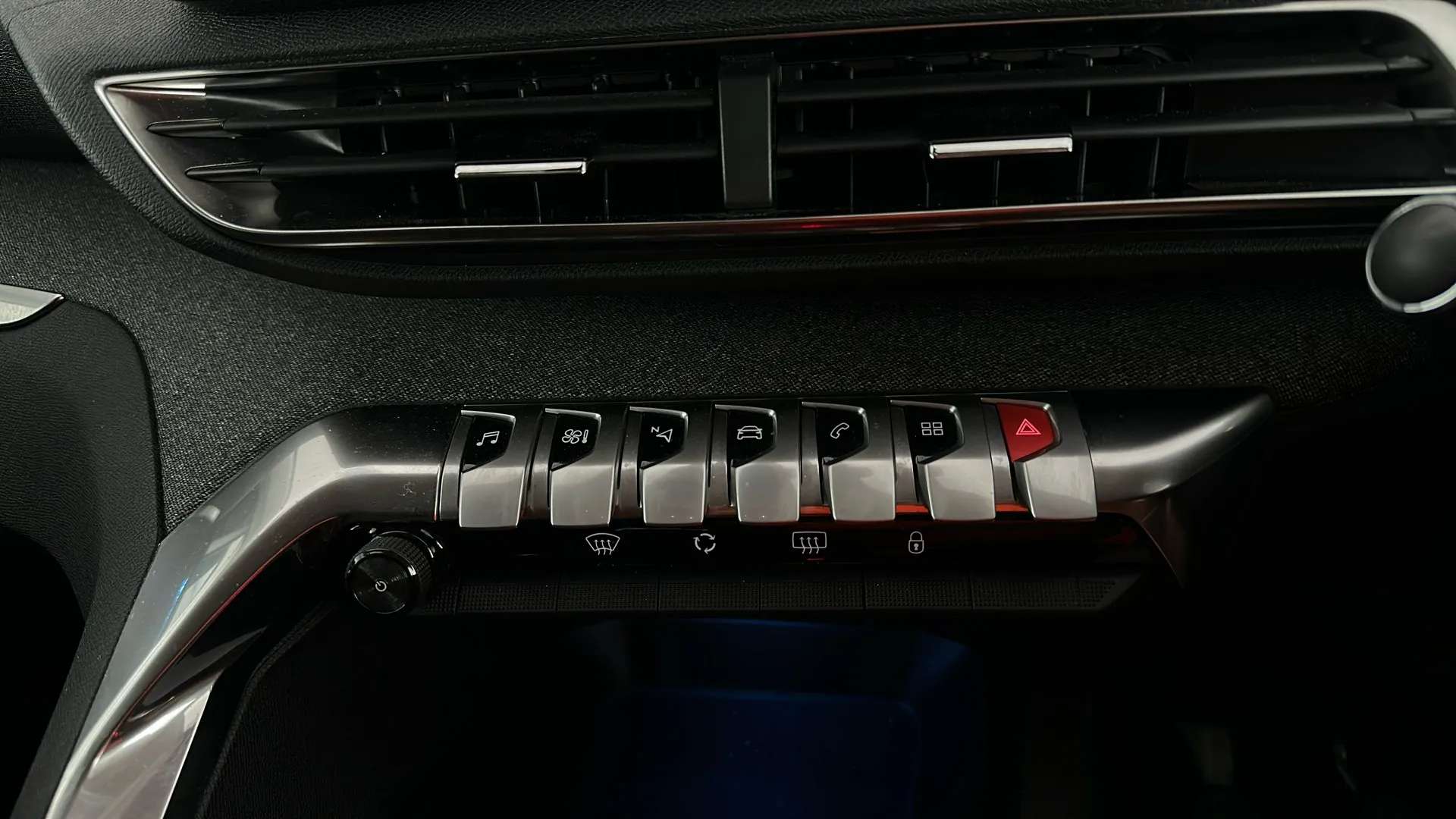 2022 PEUGEOT 3008 2022 PEUGEOT 3008