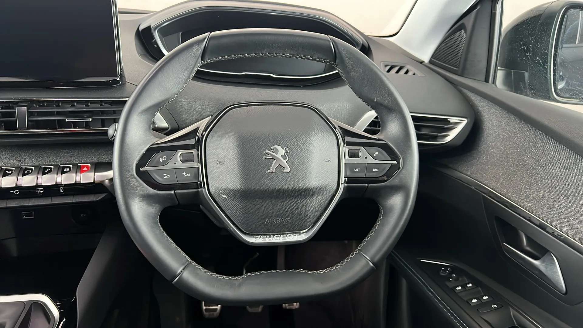 2022 PEUGEOT 3008 2022 PEUGEOT 3008