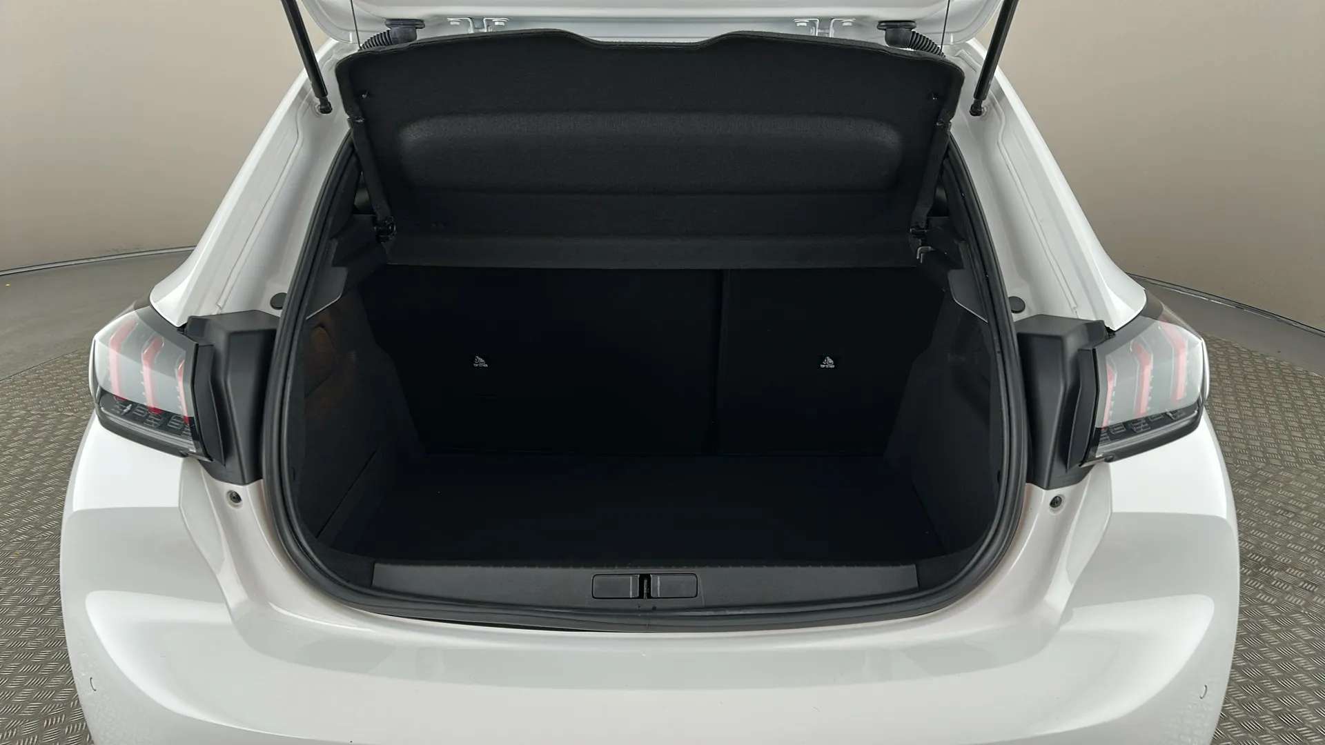 2023 PEUGEOT 208 2023 PEUGEOT 208