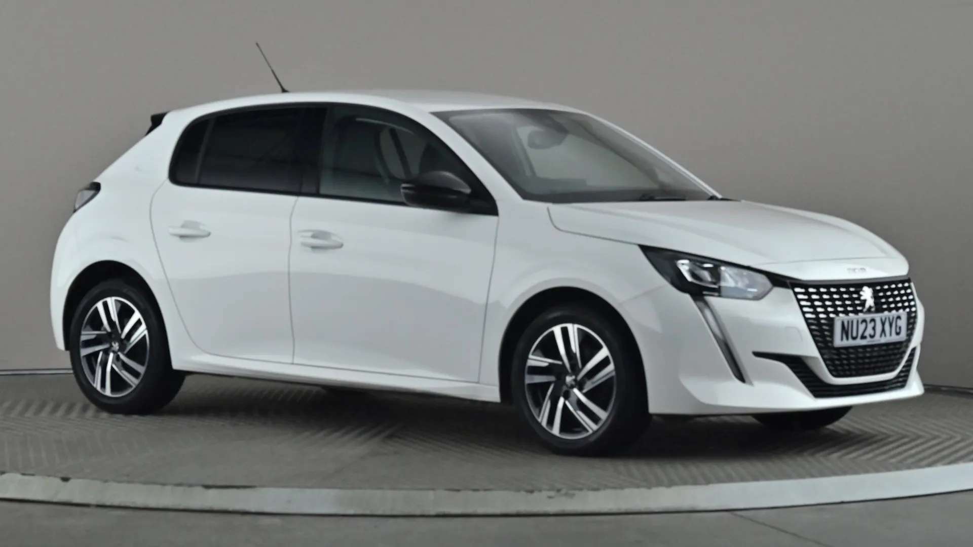 A 2023 PEUGEOT 208 1.5 BlueHDi 100 Allure Premium + A 2023 PEUGEOT 208 1.5 BlueHDi 100 Allure Premium +