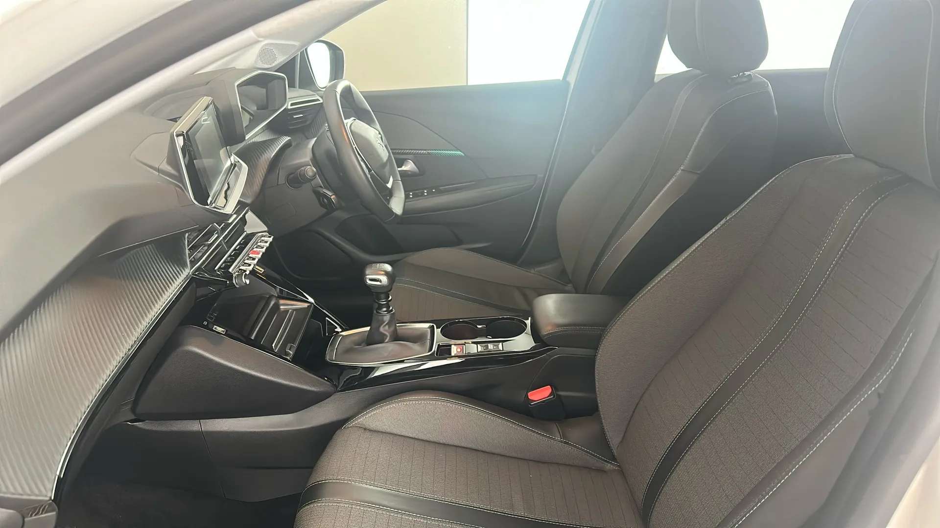 2023 PEUGEOT 208 2023 PEUGEOT 208