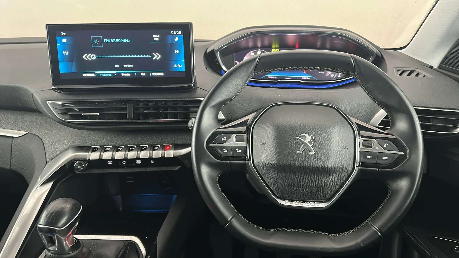 2022 PEUGEOT 3008 2022 PEUGEOT 3008