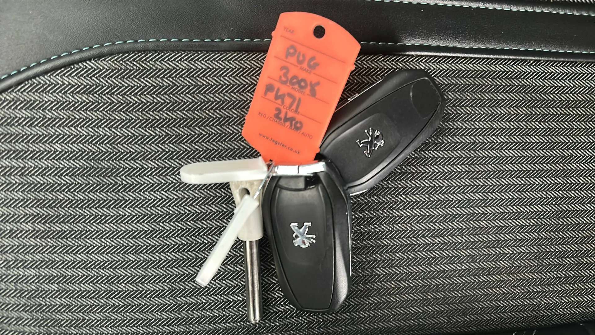 2022 PEUGEOT 3008 2022 PEUGEOT 3008