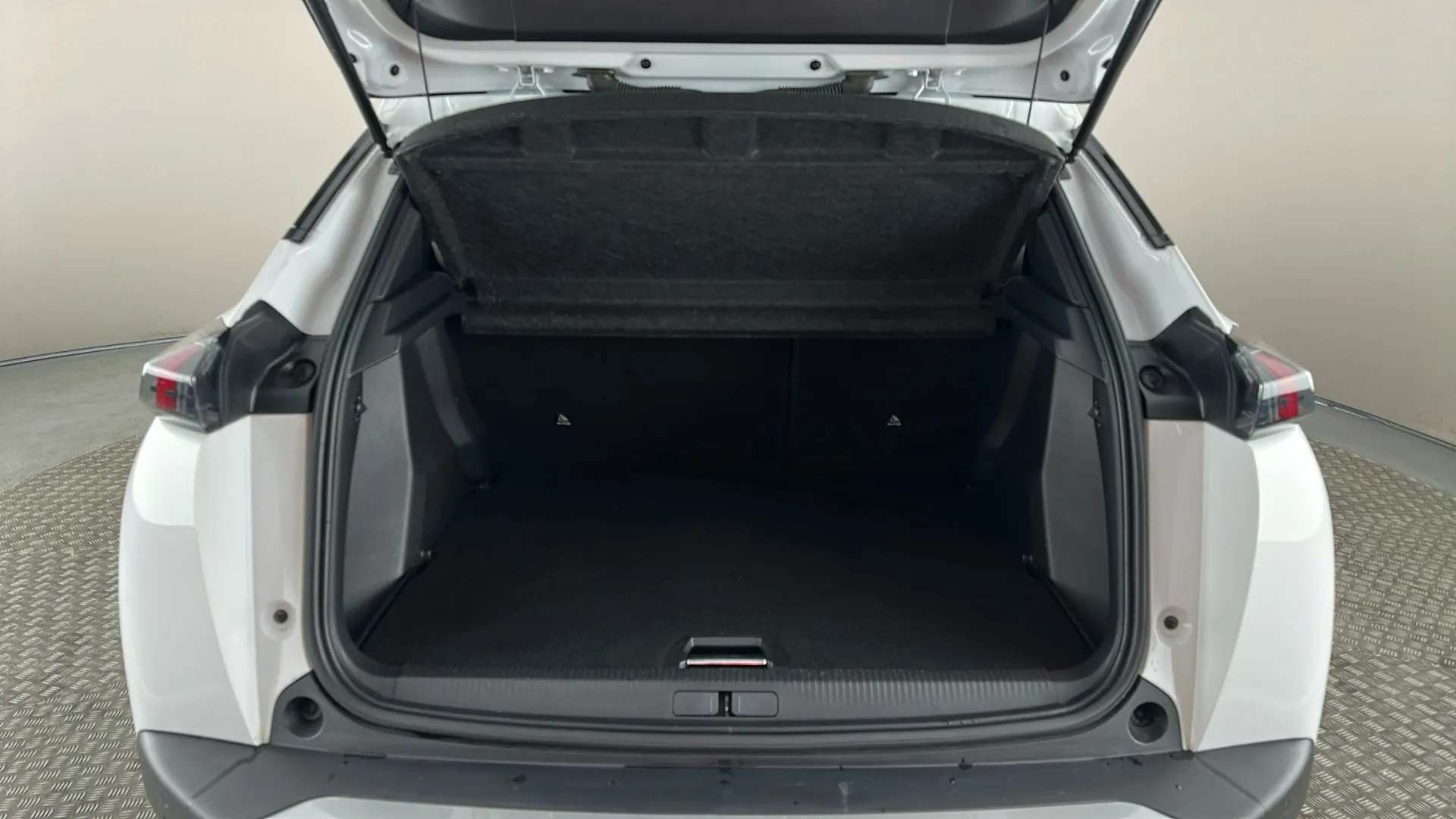 2020 PEUGEOT 2008 2020 PEUGEOT 2008