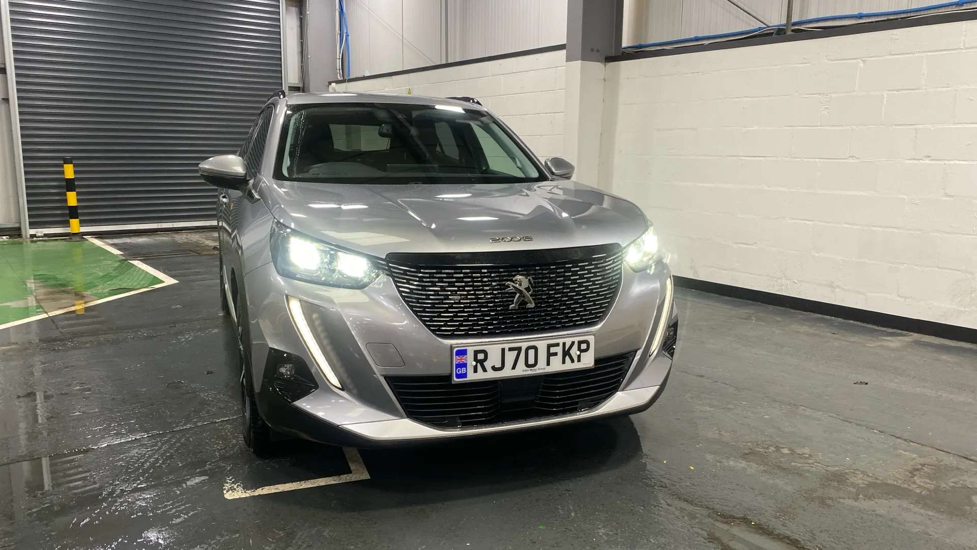 A 2021 PEUGEOT 2008 1.5 BlueHDi 110 Allure Premium A 2021 PEUGEOT 2008 1.5 BlueHDi 110 Allure Premium