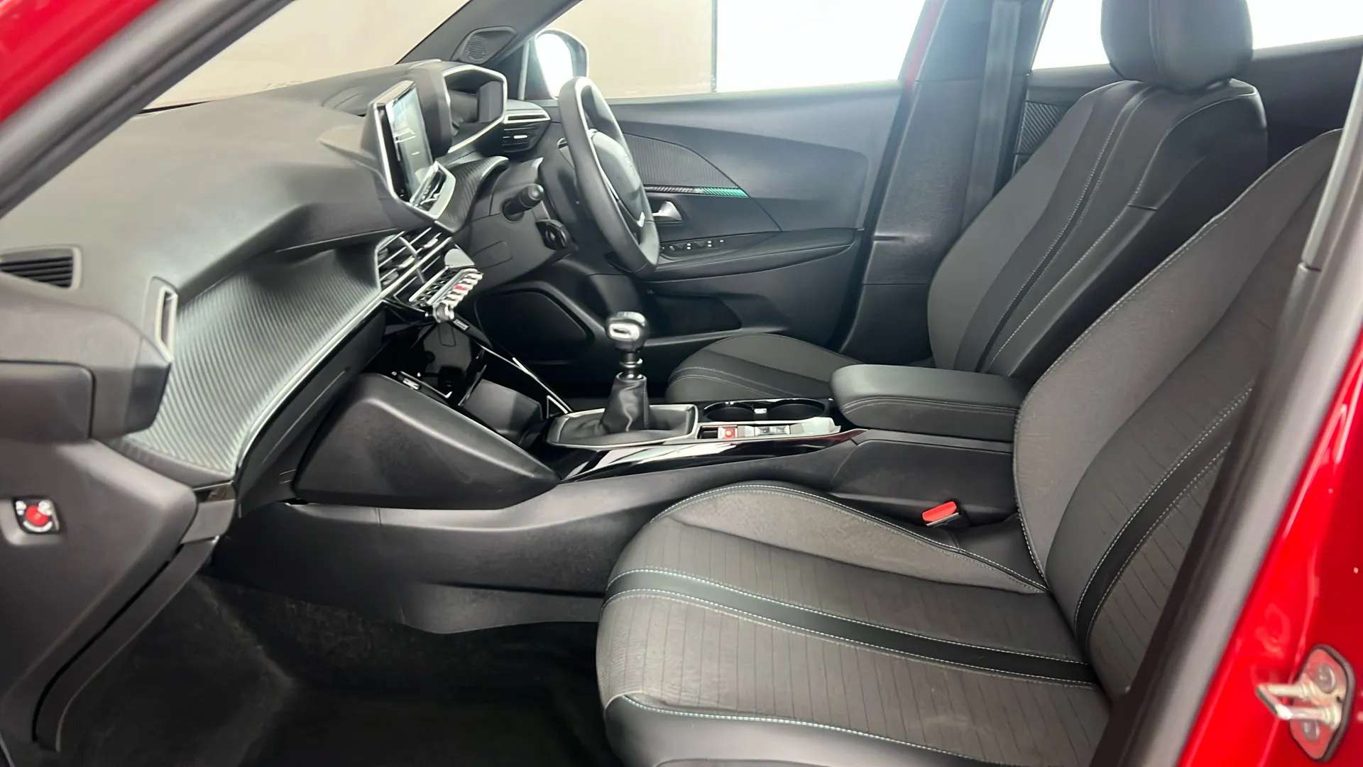 2023 PEUGEOT 2008 2023 PEUGEOT 2008