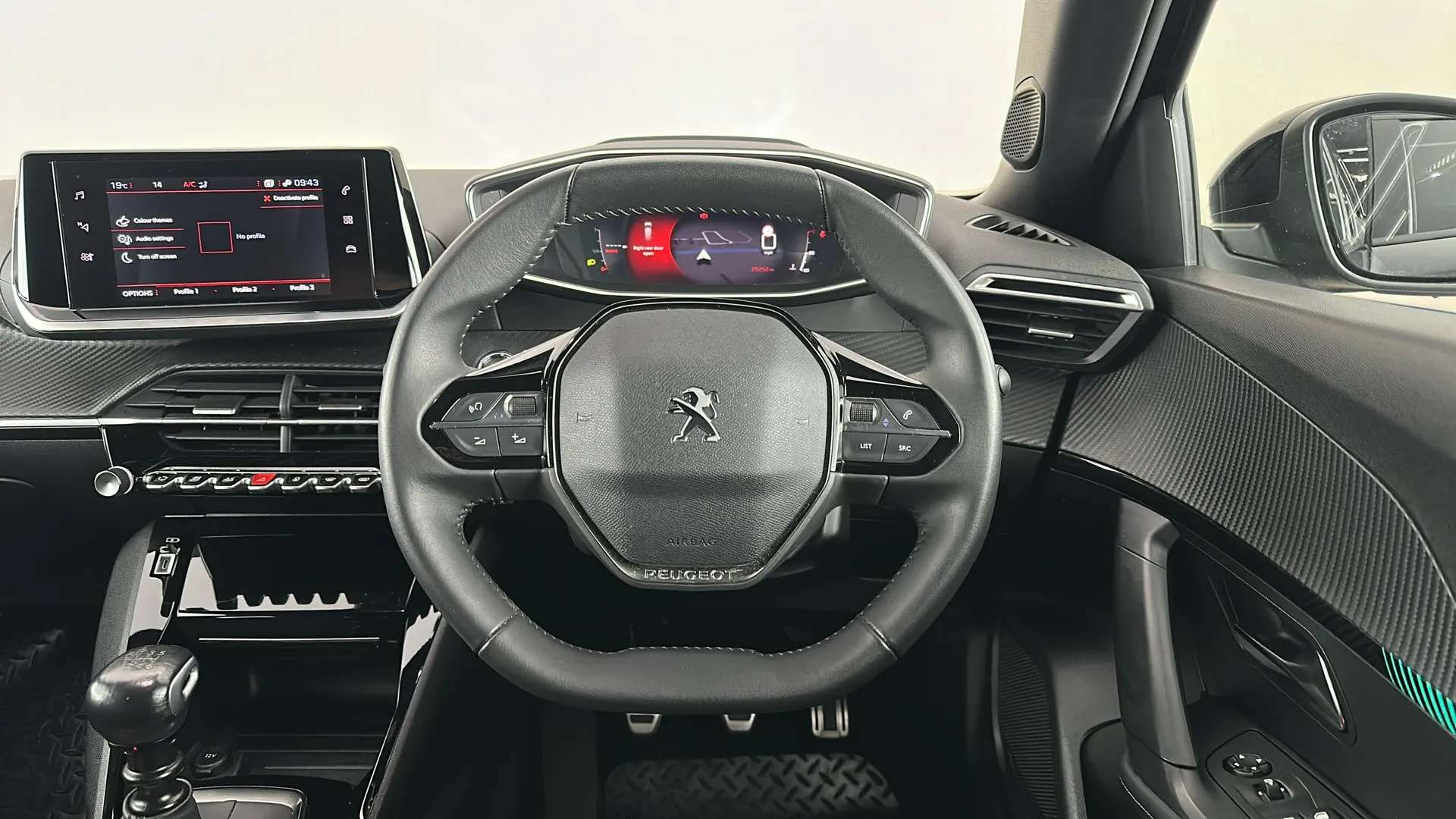 2023 PEUGEOT 2008 2023 PEUGEOT 2008