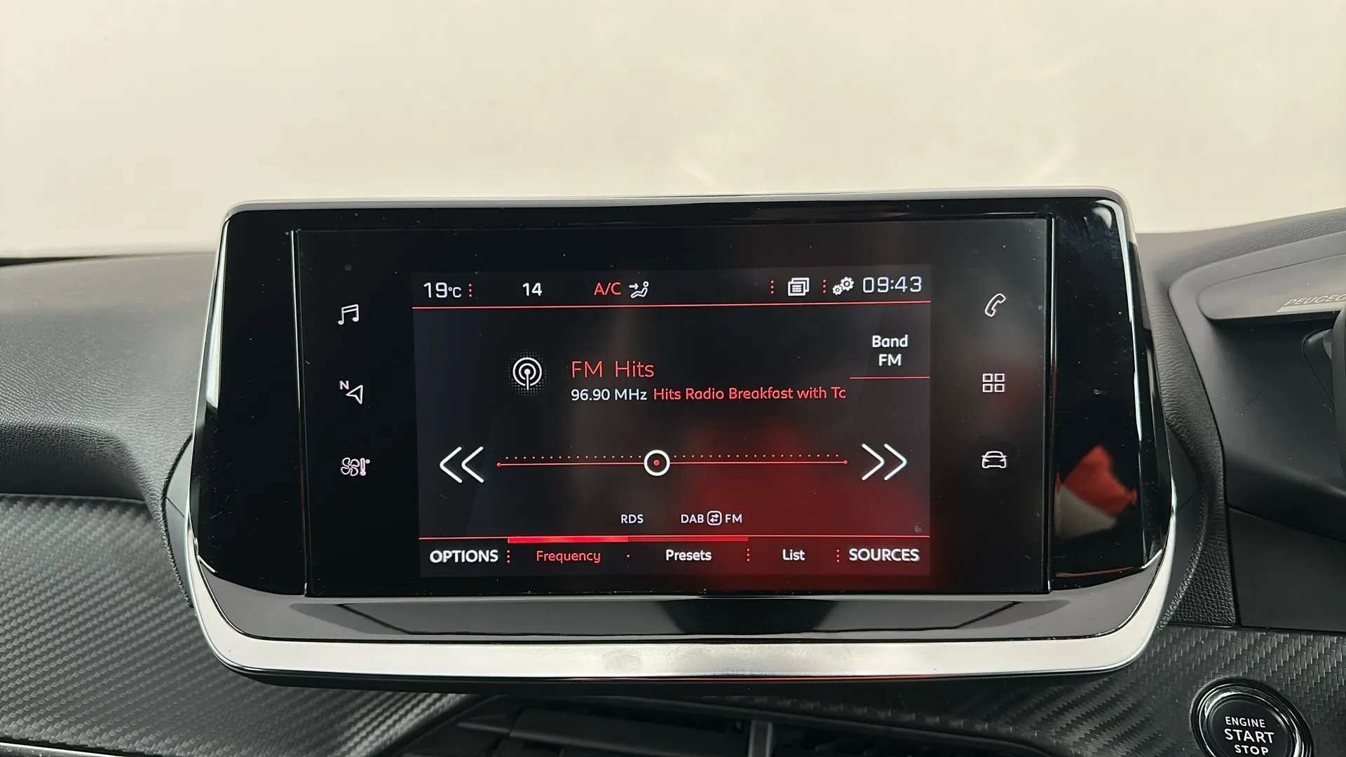 2023 PEUGEOT 2008 2023 PEUGEOT 2008