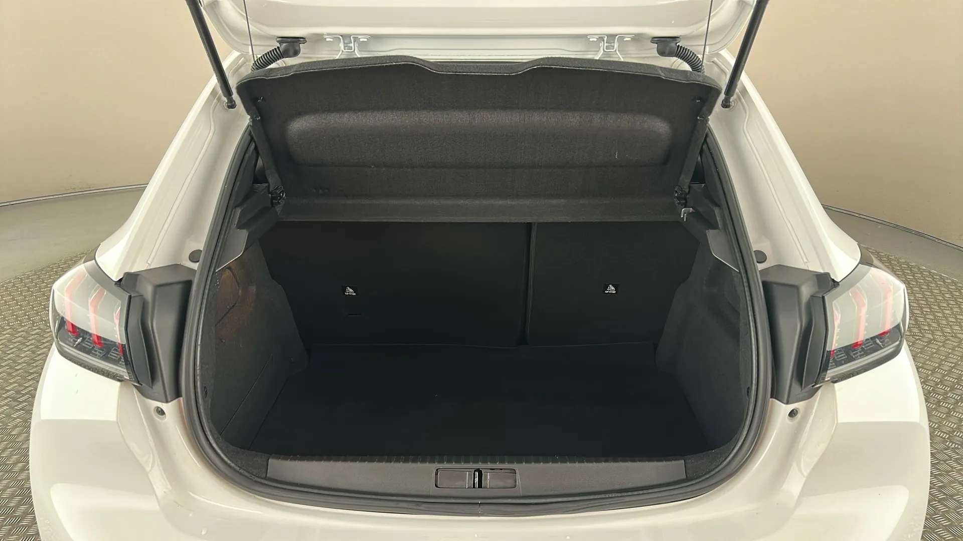 2022 PEUGEOT 208 2022 PEUGEOT 208
