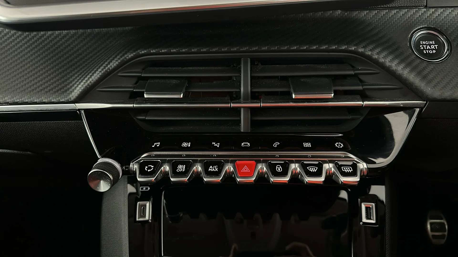 2022 PEUGEOT 208 2022 PEUGEOT 208