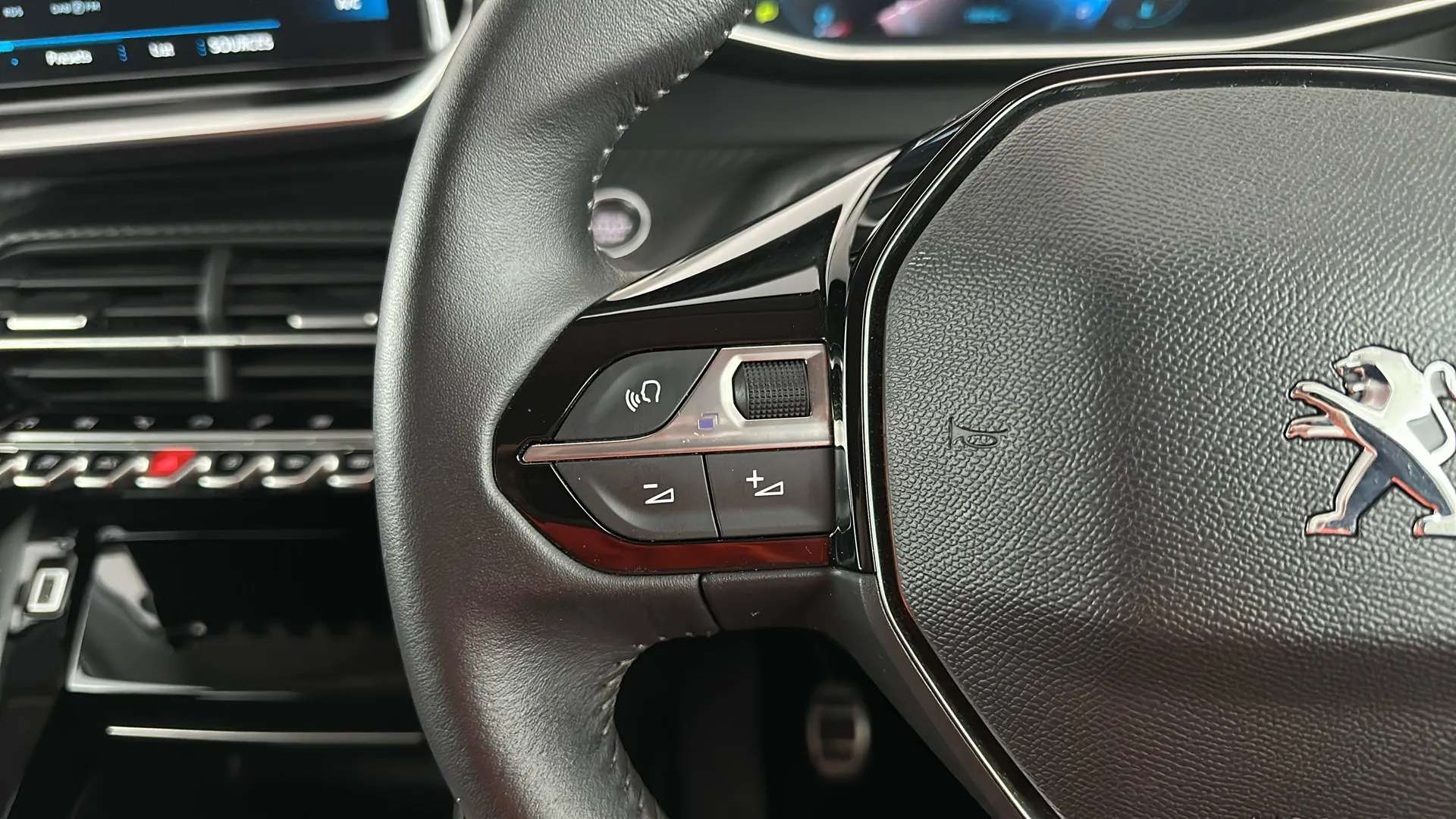 2022 PEUGEOT 208 2022 PEUGEOT 208