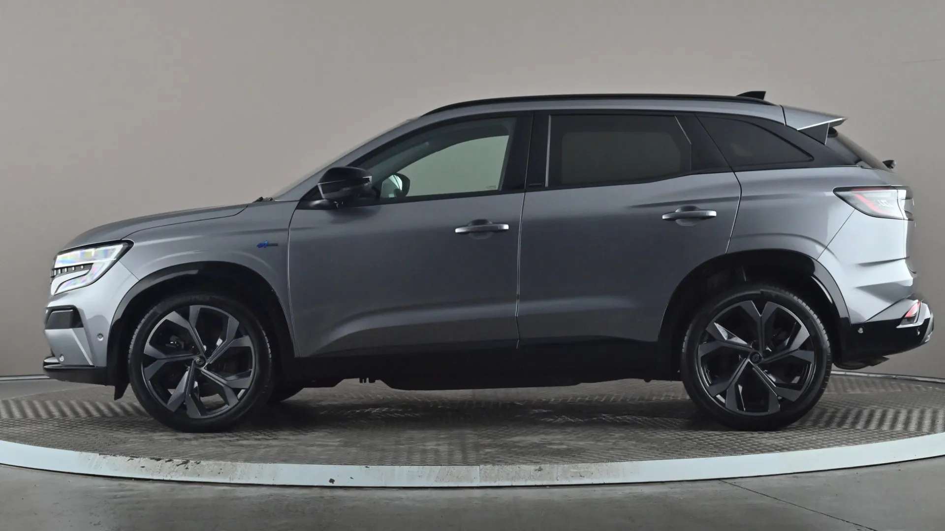 A 2024 RENAULT AUSTRAL E-Tech FHEV Iconic Esprit Alpine Auto 4C A 2024 RENAULT AUSTRAL E-Tech FHEV Iconic Esprit Alpine Auto 4C