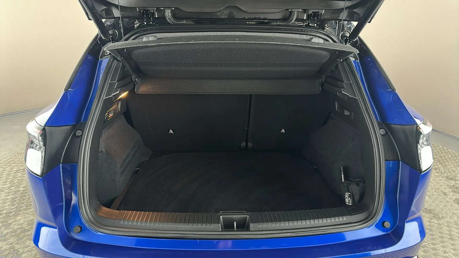 2023 RENAULT AUSTRAL 2023 RENAULT AUSTRAL