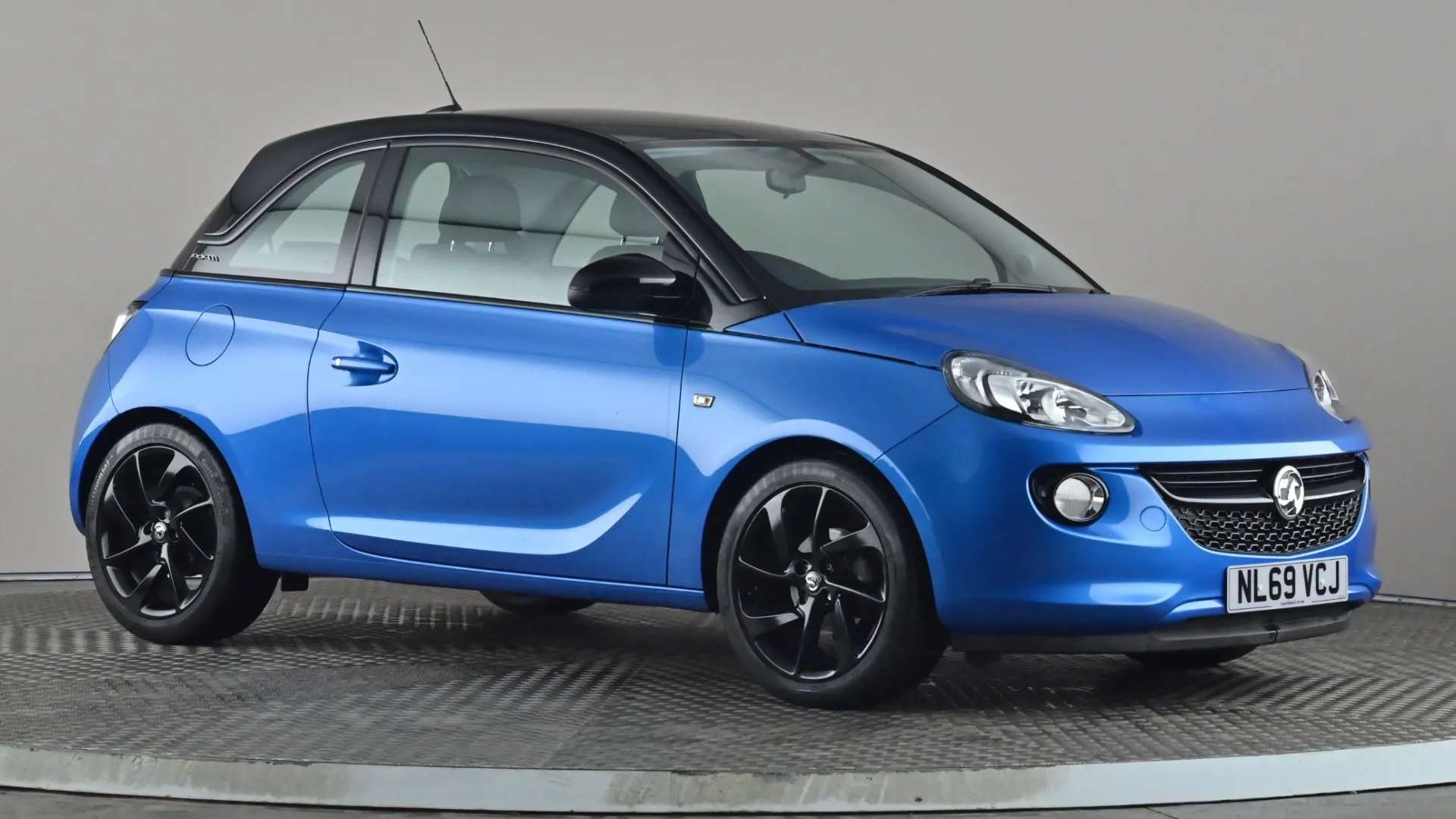 A 2019 VAUXHALL ADAM 1.2i Griffin A 2019 VAUXHALL ADAM 1.2i Griffin