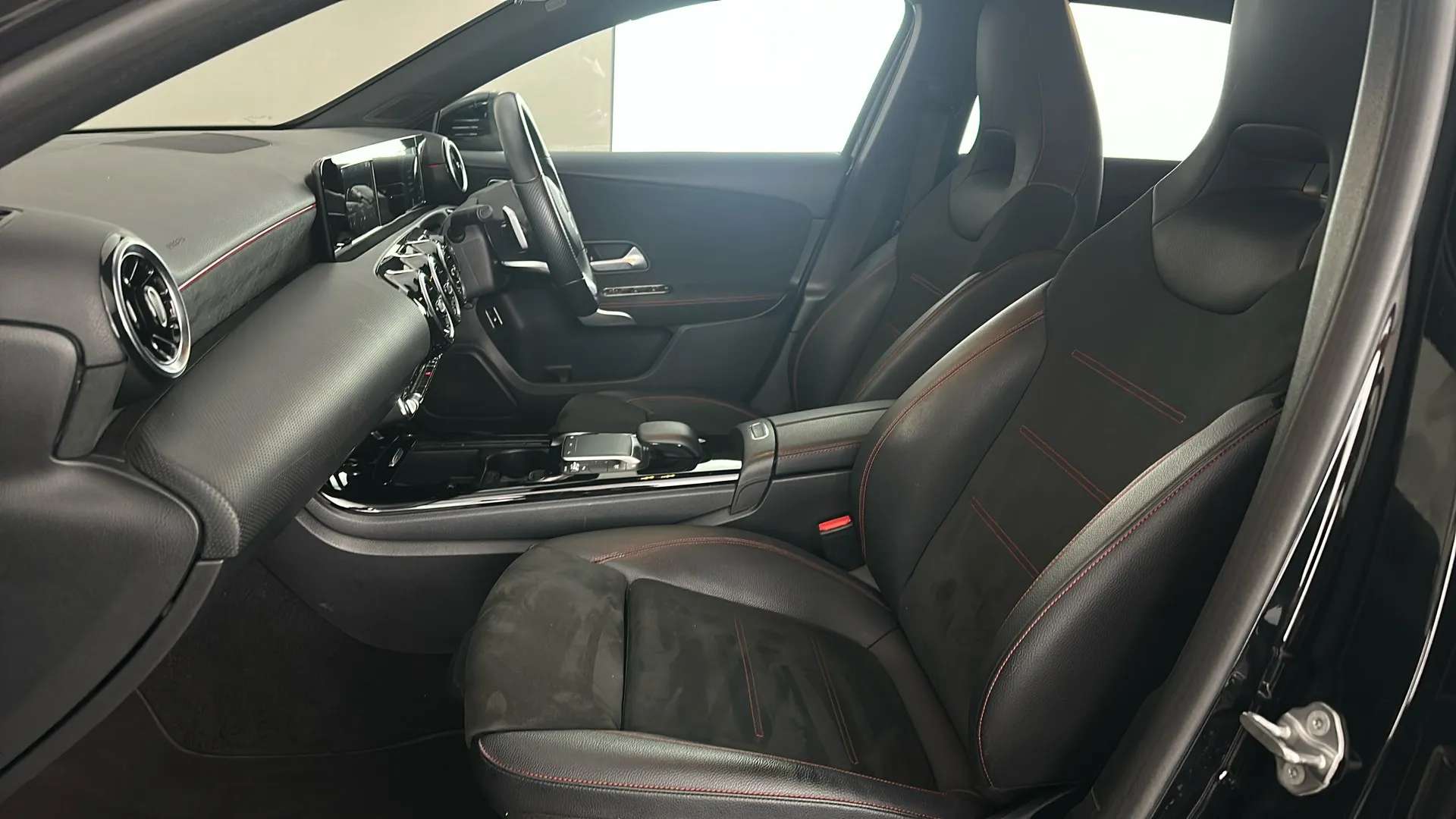 2020 MERCEDES-BENZ A CLASS 2020 MERCEDES-BENZ A CLASS