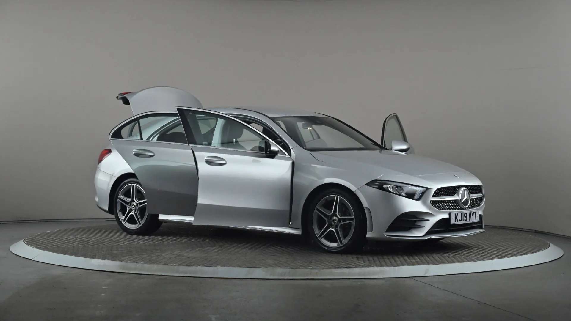 2019 MERCEDES-BENZ A CLASS 2019 MERCEDES-BENZ A CLASS