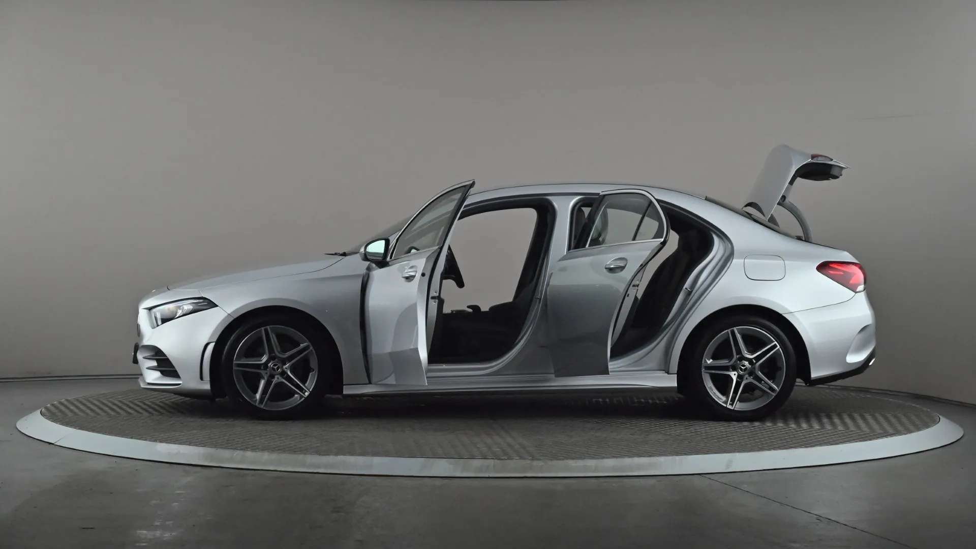 2019 MERCEDES-BENZ A CLASS 2019 MERCEDES-BENZ A CLASS