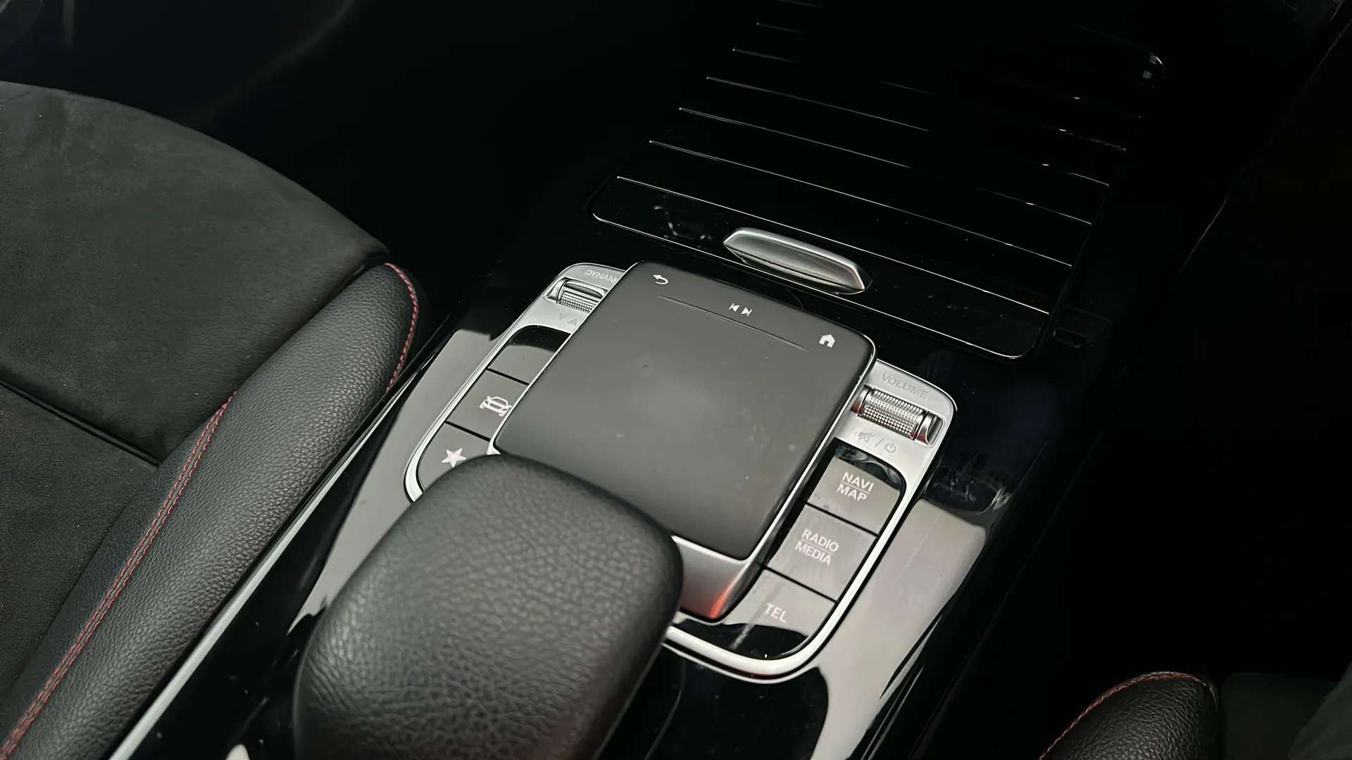 2019 MERCEDES-BENZ A CLASS 2019 MERCEDES-BENZ A CLASS