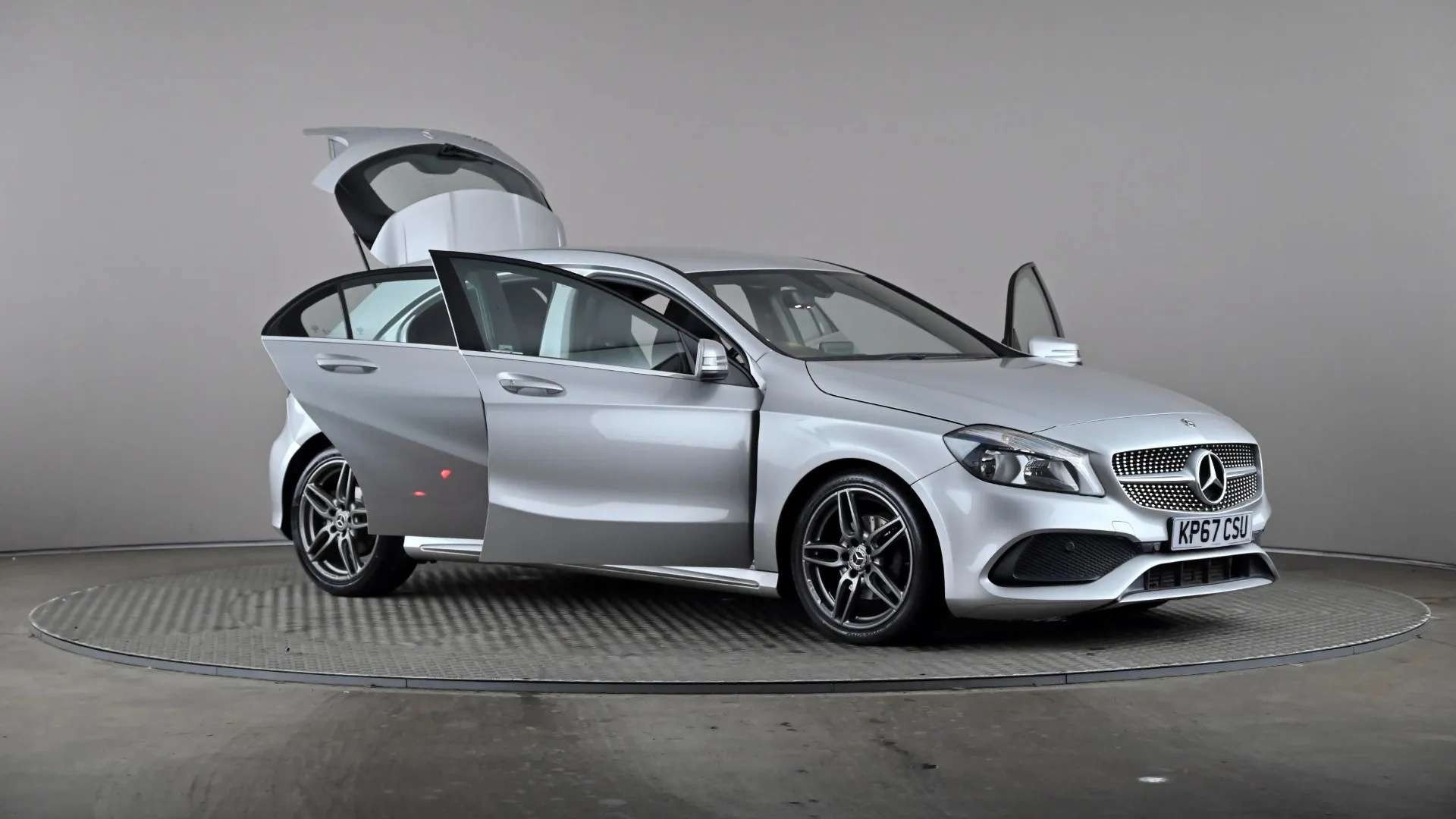 2017 MERCEDES-BENZ A CLASS 2017 MERCEDES-BENZ A CLASS