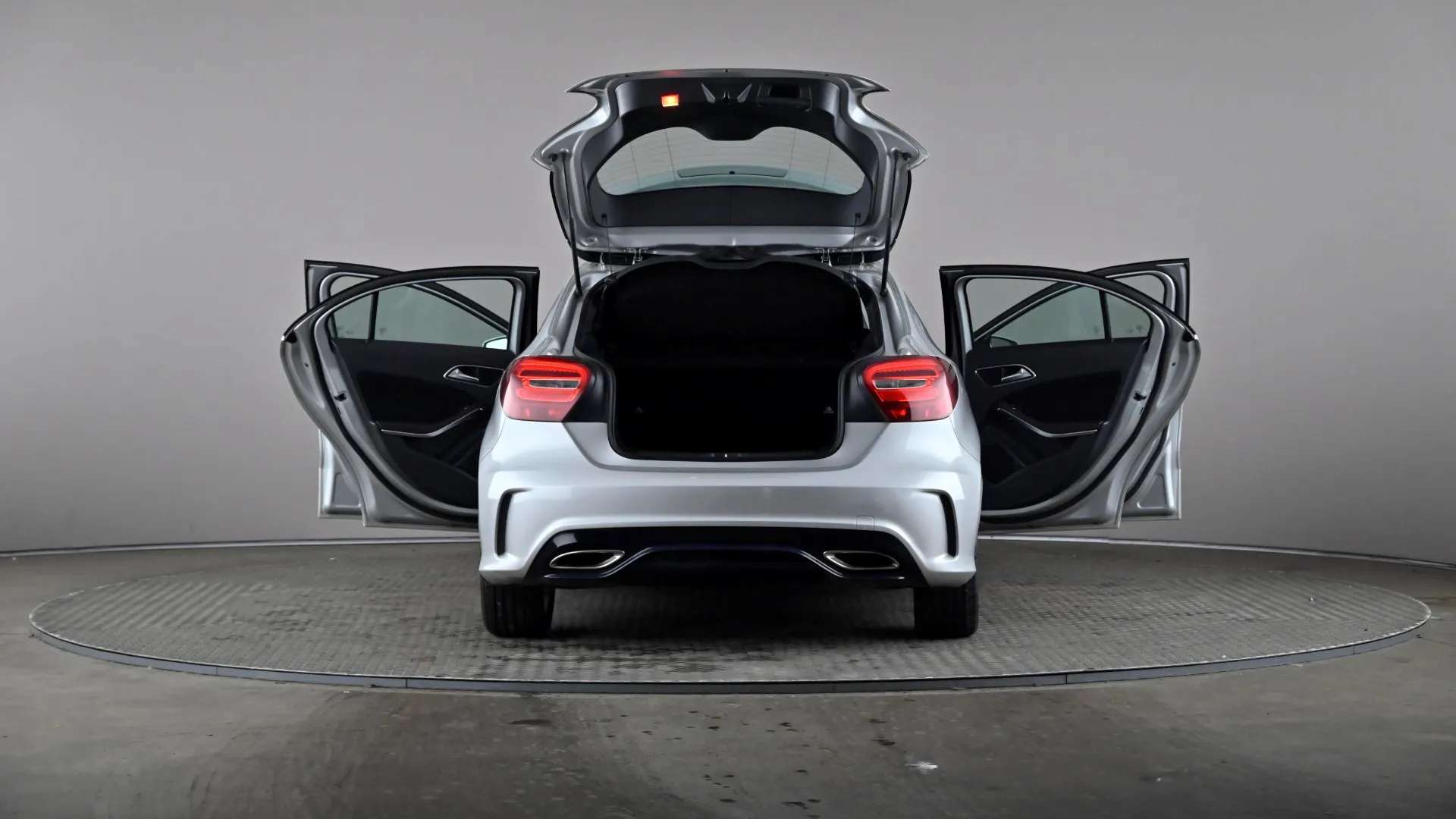 2017 MERCEDES-BENZ A CLASS 2017 MERCEDES-BENZ A CLASS