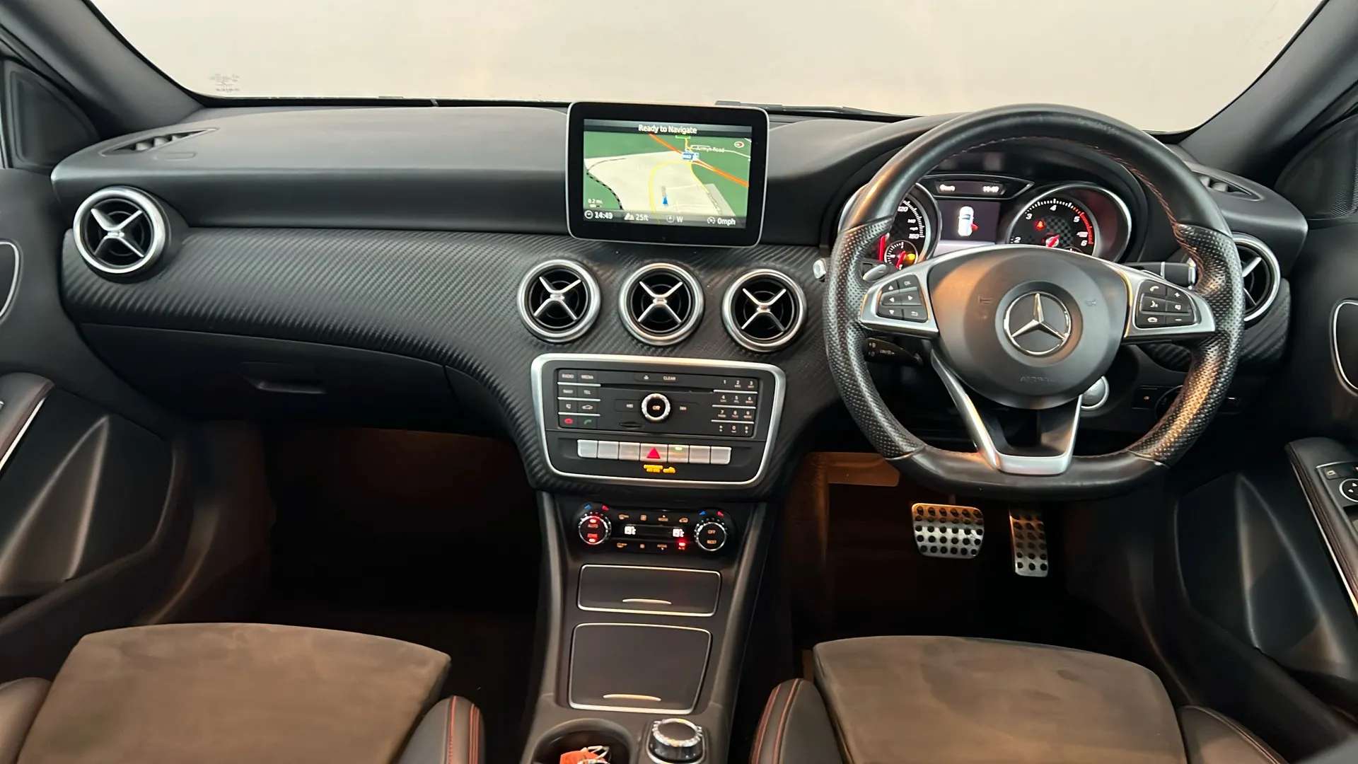 2017 MERCEDES-BENZ A CLASS 2017 MERCEDES-BENZ A CLASS