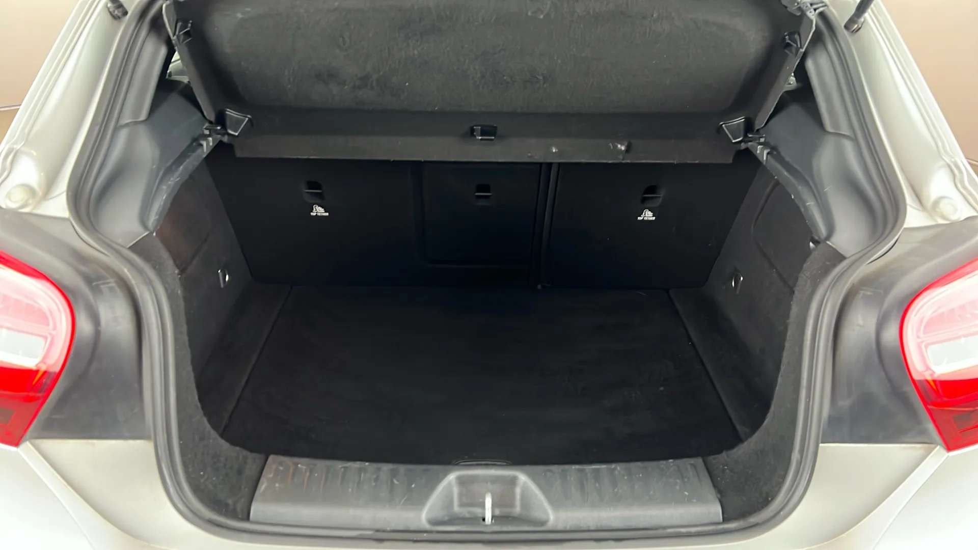 2017 MERCEDES-BENZ A CLASS 2017 MERCEDES-BENZ A CLASS