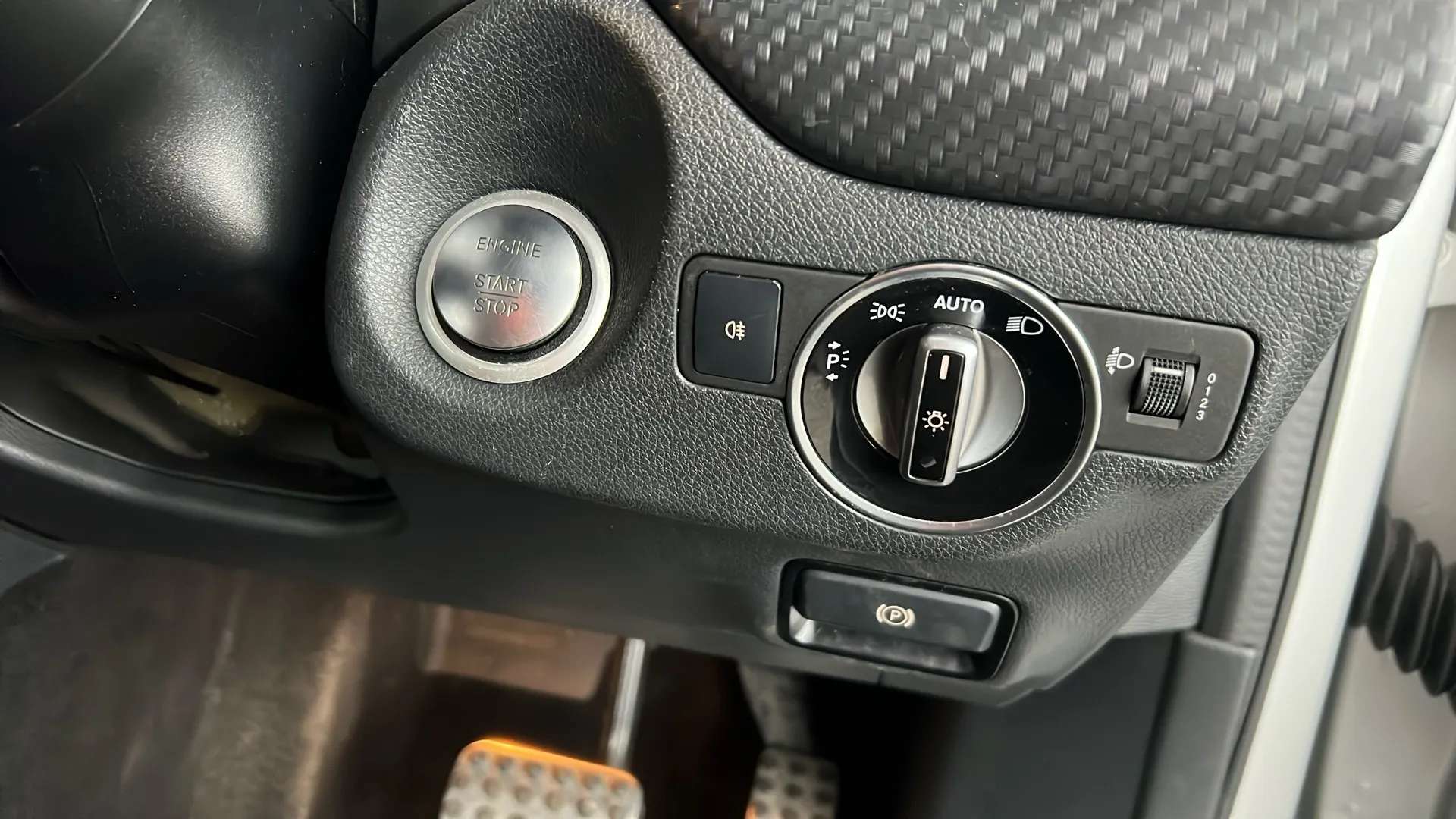 2017 MERCEDES-BENZ A CLASS 2017 MERCEDES-BENZ A CLASS