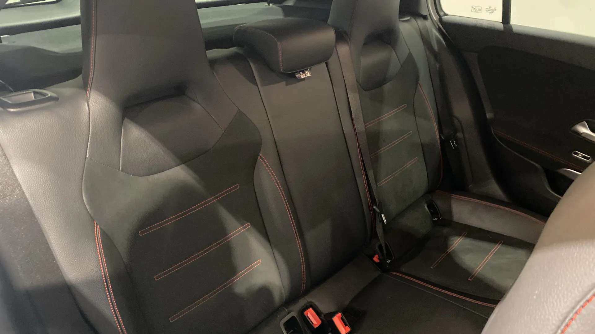 A 2021 MERCEDES-BENZ A CLASS A180d AMG Line Auto A 2021 MERCEDES-BENZ A CLASS A180d AMG Line Auto