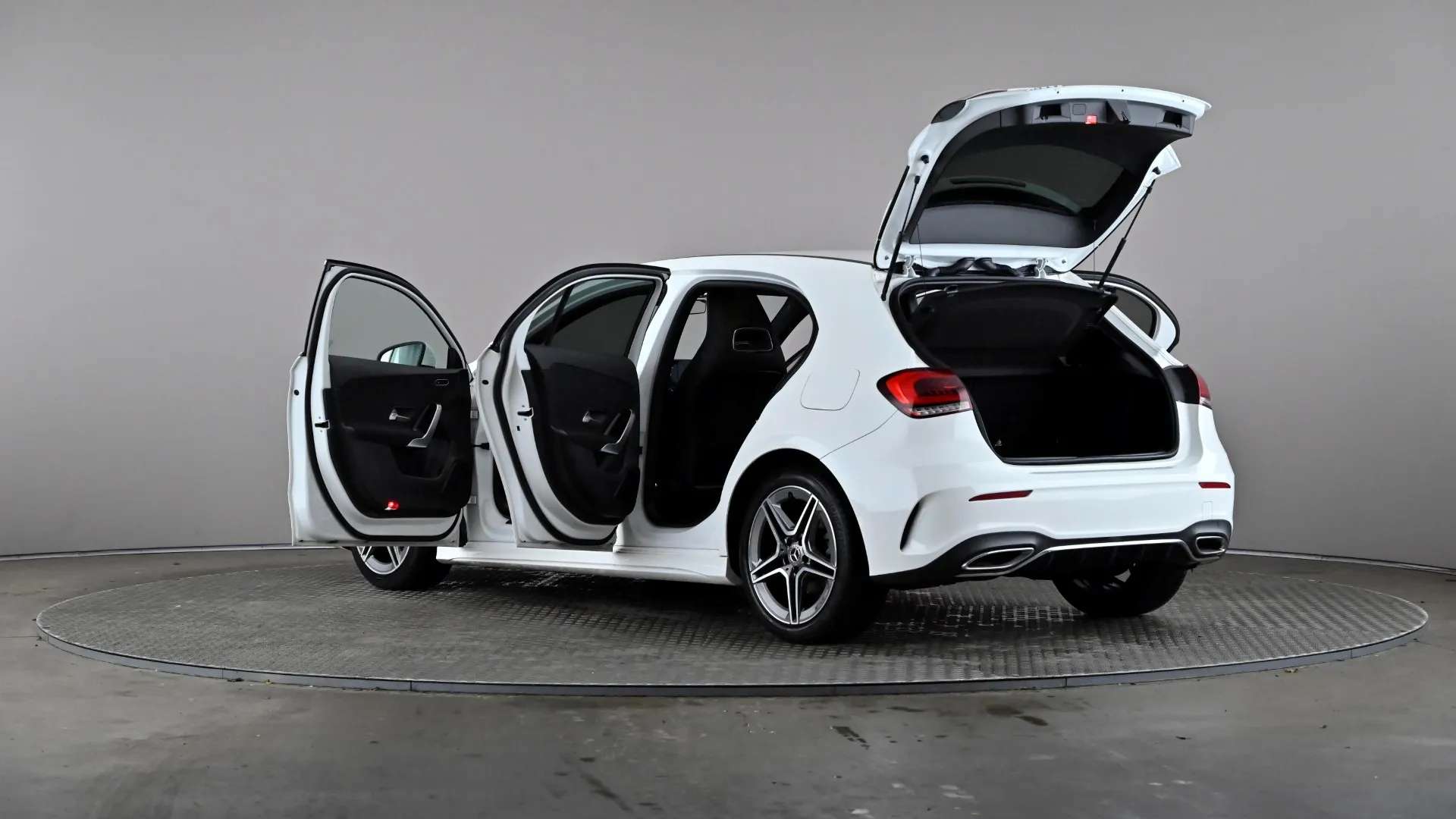 2021 MERCEDES-BENZ A CLASS 2021 MERCEDES-BENZ A CLASS