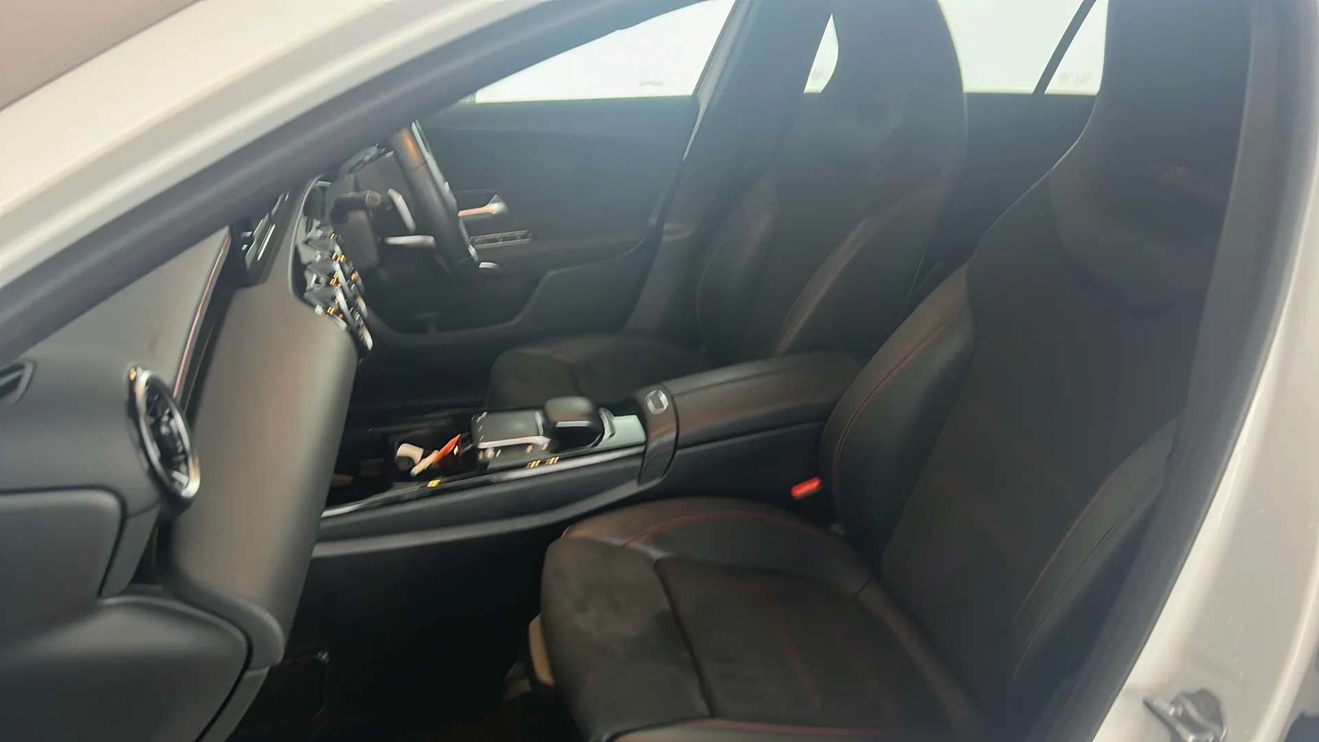 2021 MERCEDES-BENZ A CLASS 2021 MERCEDES-BENZ A CLASS