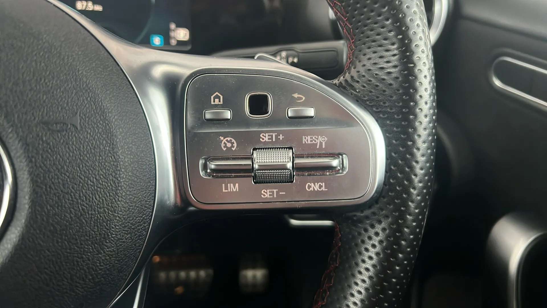 2021 MERCEDES-BENZ A CLASS 2021 MERCEDES-BENZ A CLASS