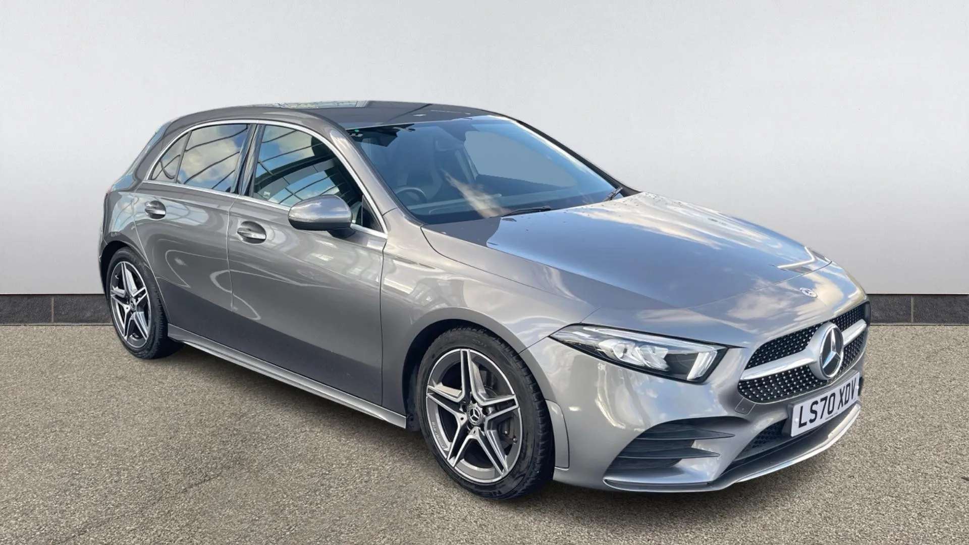 A 2020 MERCEDES-BENZ A CLASS A200 AMG Line Auto A 2020 MERCEDES-BENZ A CLASS A200 AMG Line Auto