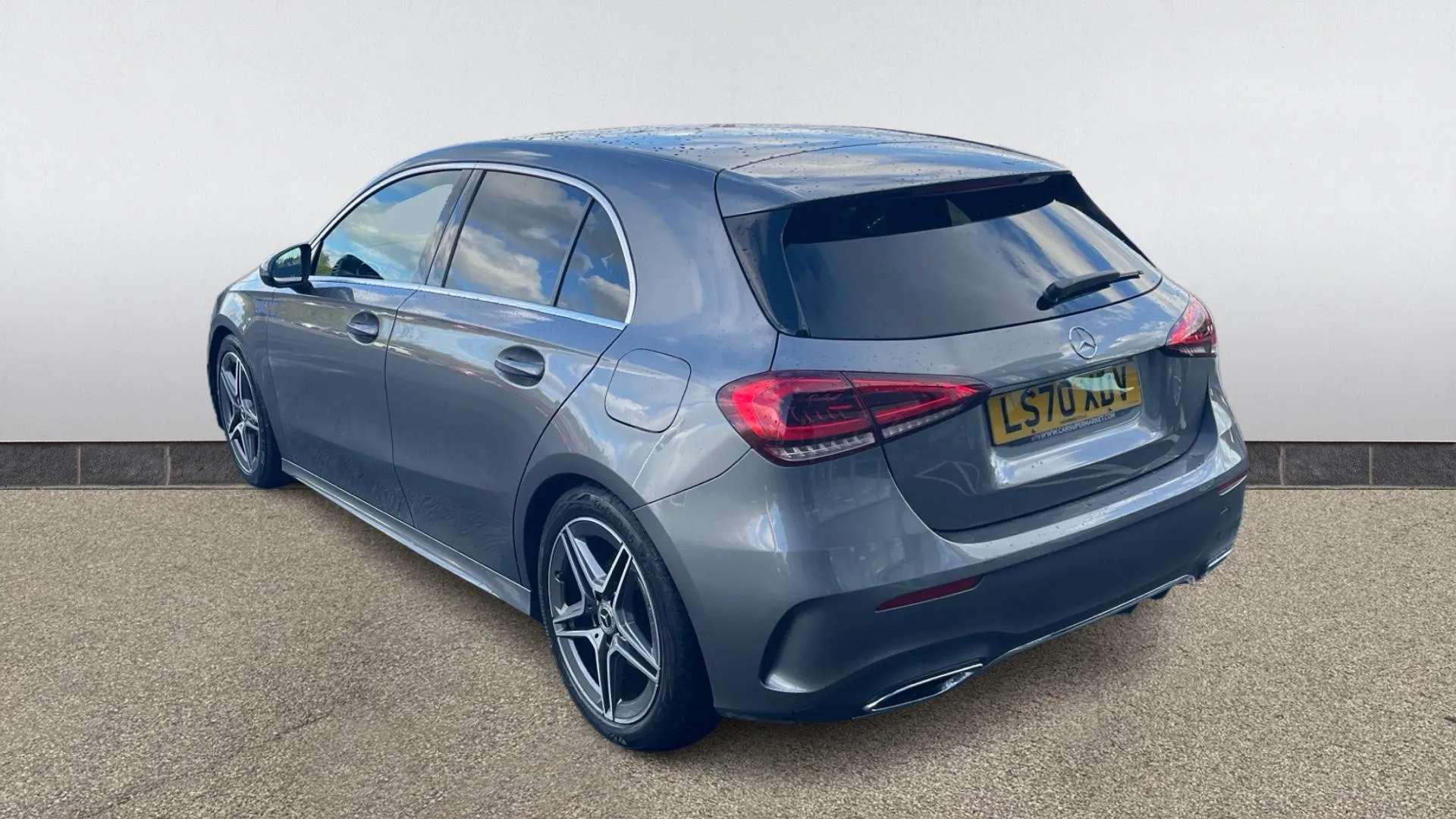A 2020 MERCEDES-BENZ A CLASS A200 AMG Line Auto A 2020 MERCEDES-BENZ A CLASS A200 AMG Line Auto