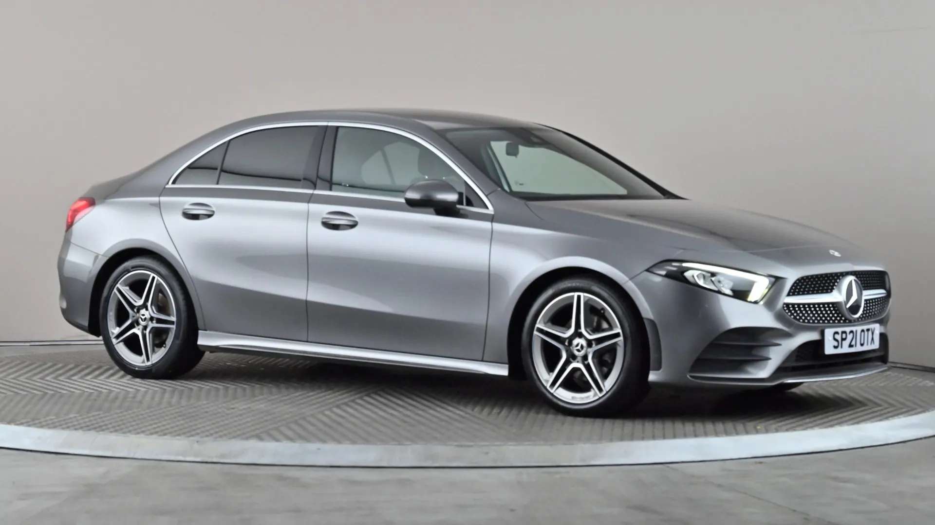 A 2021 MERCEDES-BENZ A CLASS A180 AMG Line Auto A 2021 MERCEDES-BENZ A CLASS A180 AMG Line Auto