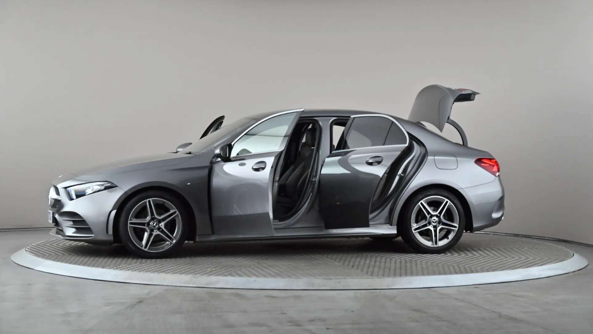 2021 MERCEDES-BENZ A CLASS 2021 MERCEDES-BENZ A CLASS