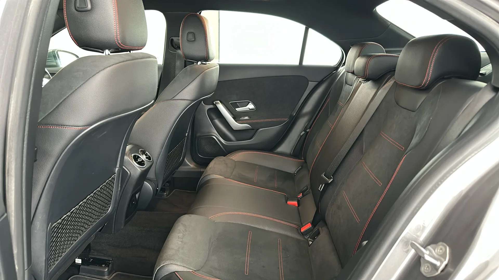 2021 MERCEDES-BENZ A CLASS 2021 MERCEDES-BENZ A CLASS