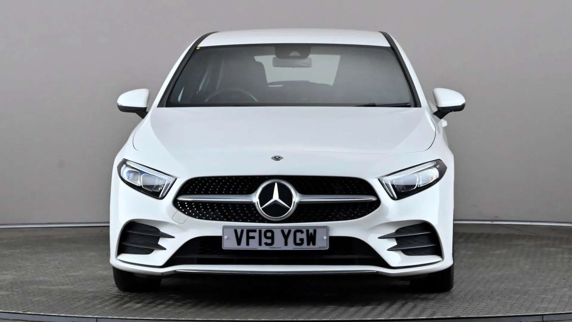 A 2019 MERCEDES-BENZ A CLASS A180d AMG Line Auto A 2019 MERCEDES-BENZ A CLASS A180d AMG Line Auto