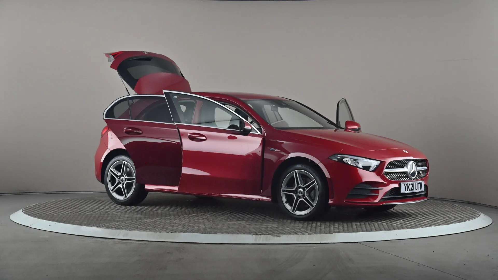 2021 MERCEDES-BENZ A CLASS 2021 MERCEDES-BENZ A CLASS