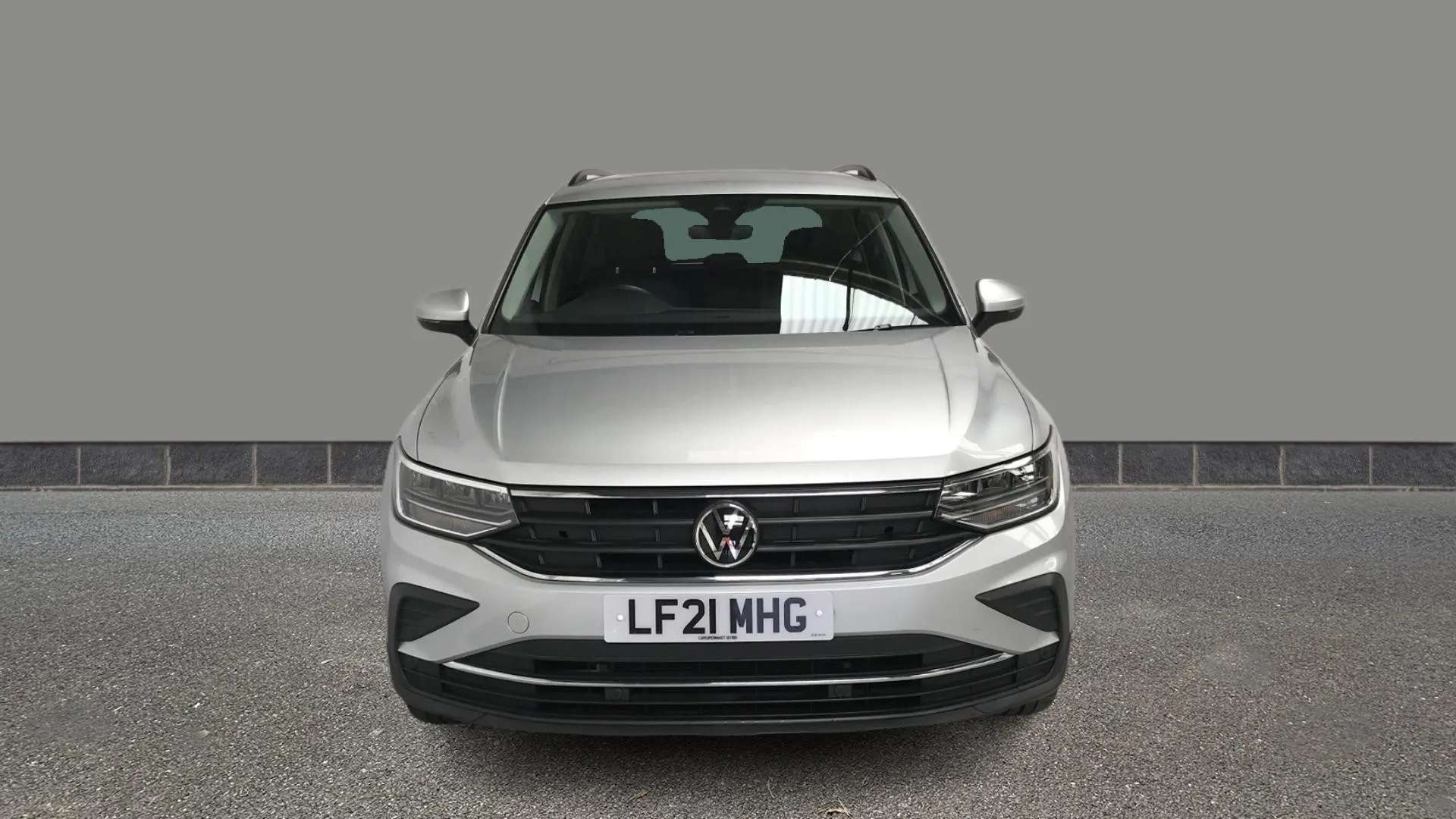 A 2021 VOLKSWAGEN TIGUAN 1.5 TSI Life A 2021 VOLKSWAGEN TIGUAN 1.5 TSI Life