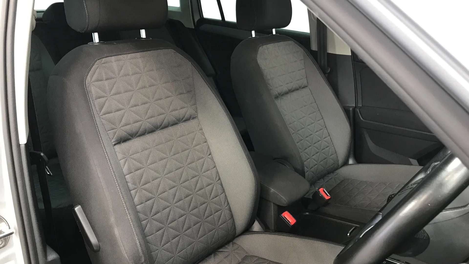 2021 VOLKSWAGEN TIGUAN 2021 VOLKSWAGEN TIGUAN