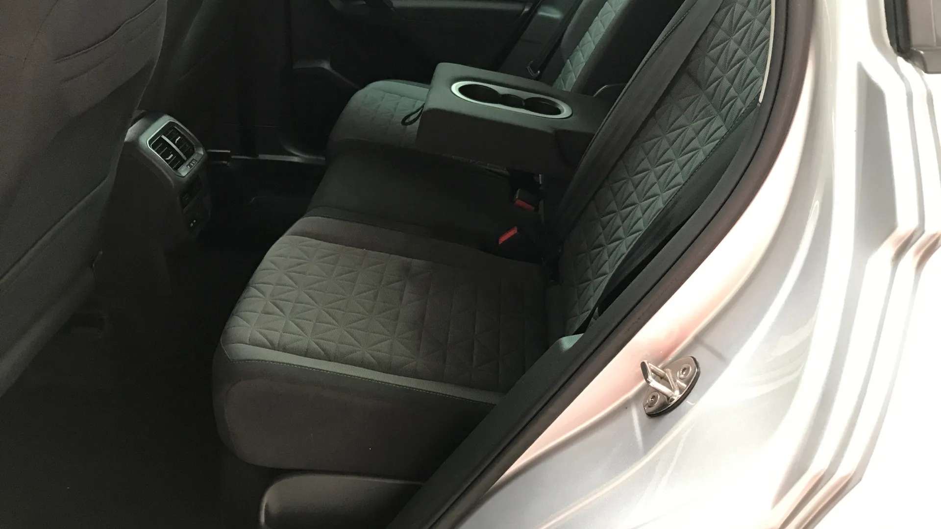 2021 VOLKSWAGEN TIGUAN 2021 VOLKSWAGEN TIGUAN