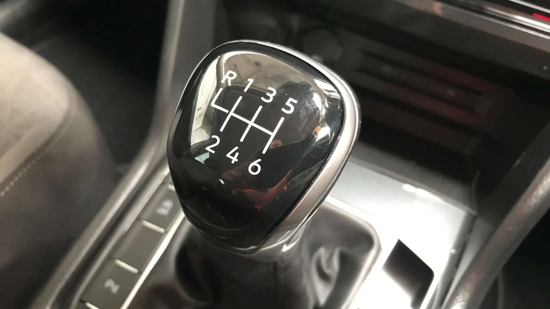 2021 VOLKSWAGEN TIGUAN 2021 VOLKSWAGEN TIGUAN