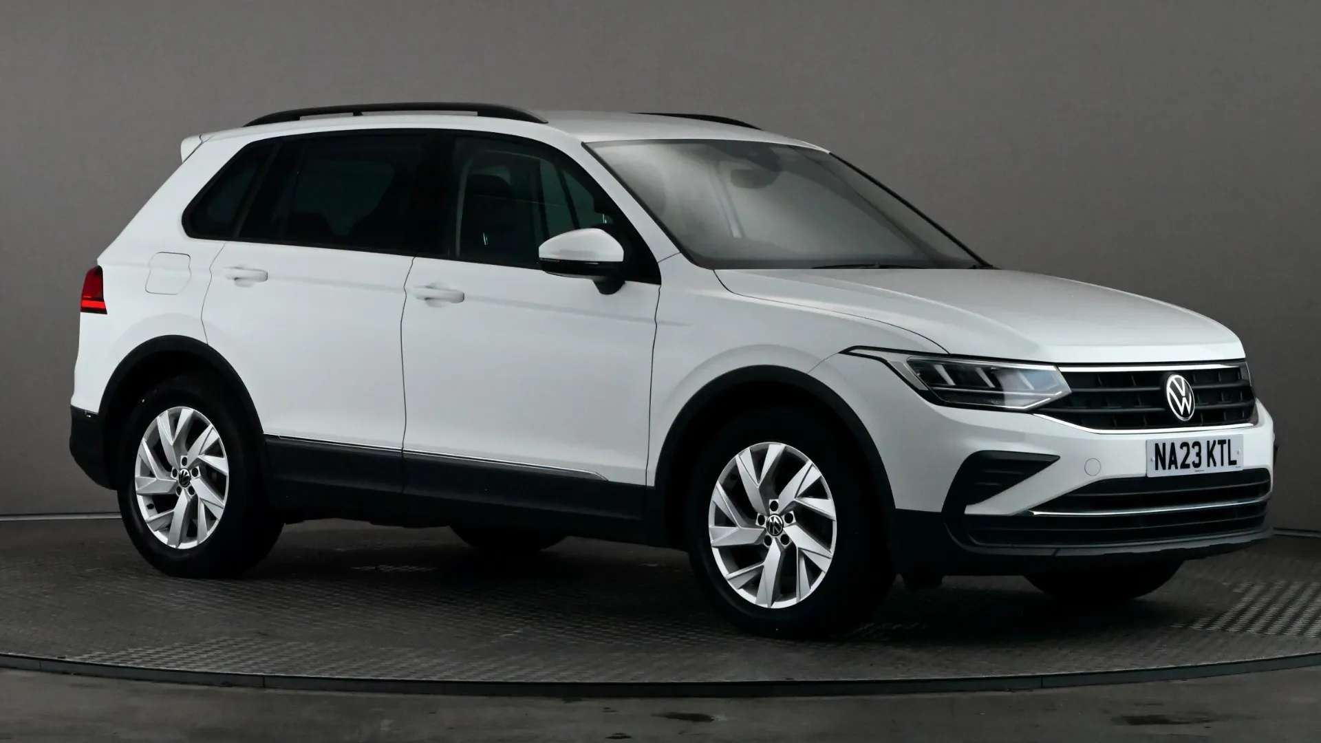 A 2023 VOLKSWAGEN TIGUAN 1.5 TSI Life A 2023 VOLKSWAGEN TIGUAN 1.5 TSI Life