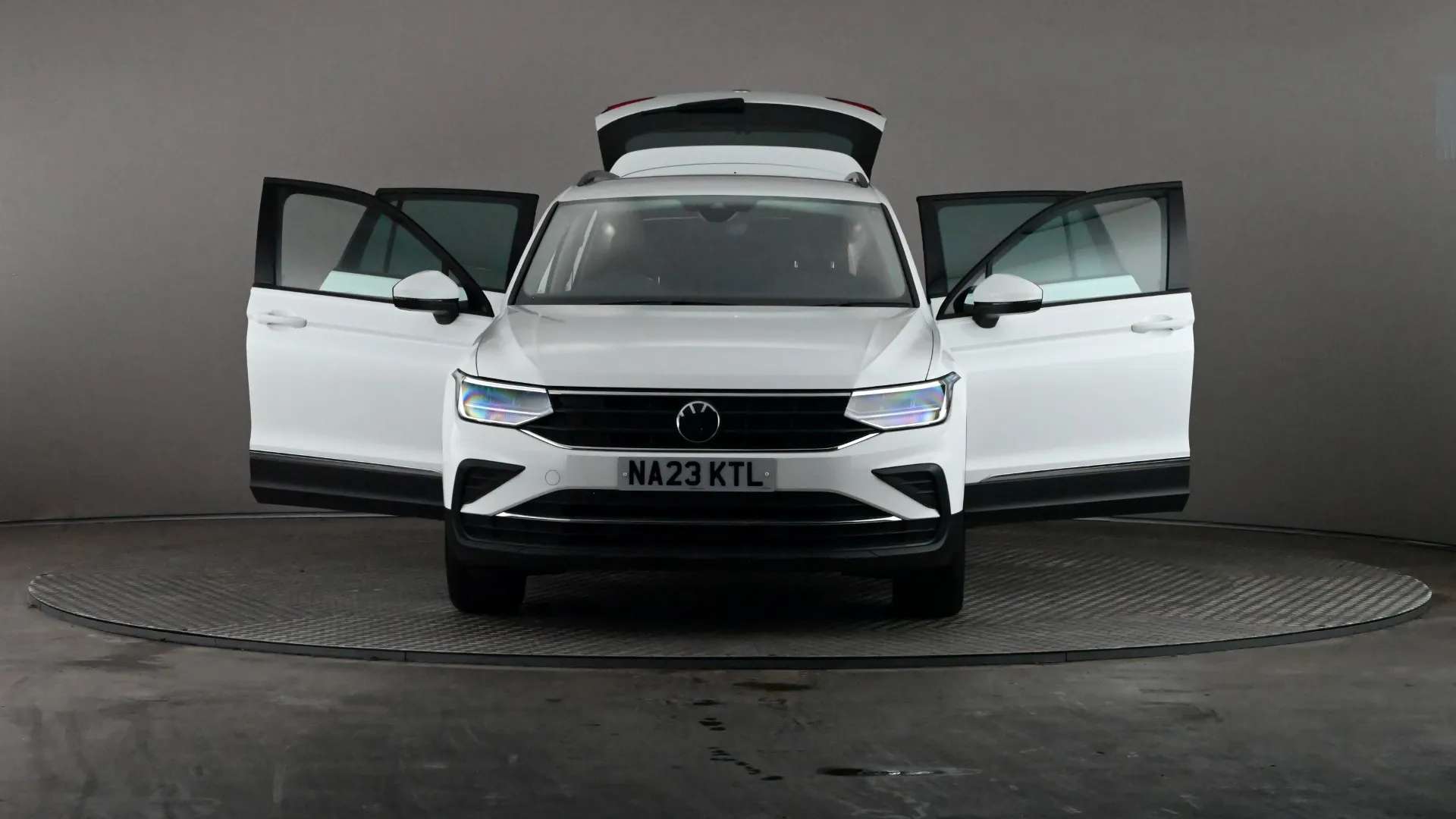 2023 VOLKSWAGEN TIGUAN 2023 VOLKSWAGEN TIGUAN