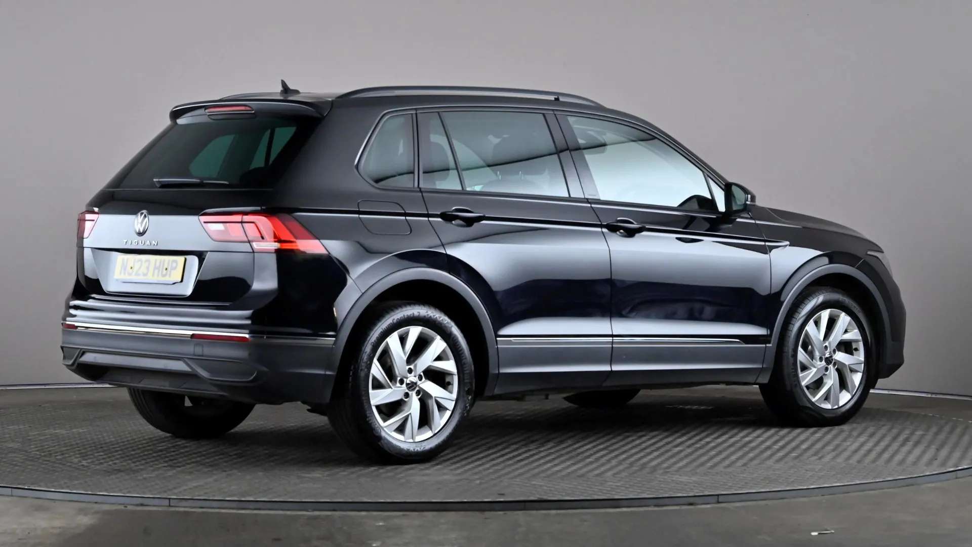 2023 VOLKSWAGEN TIGUAN 2023 VOLKSWAGEN TIGUAN